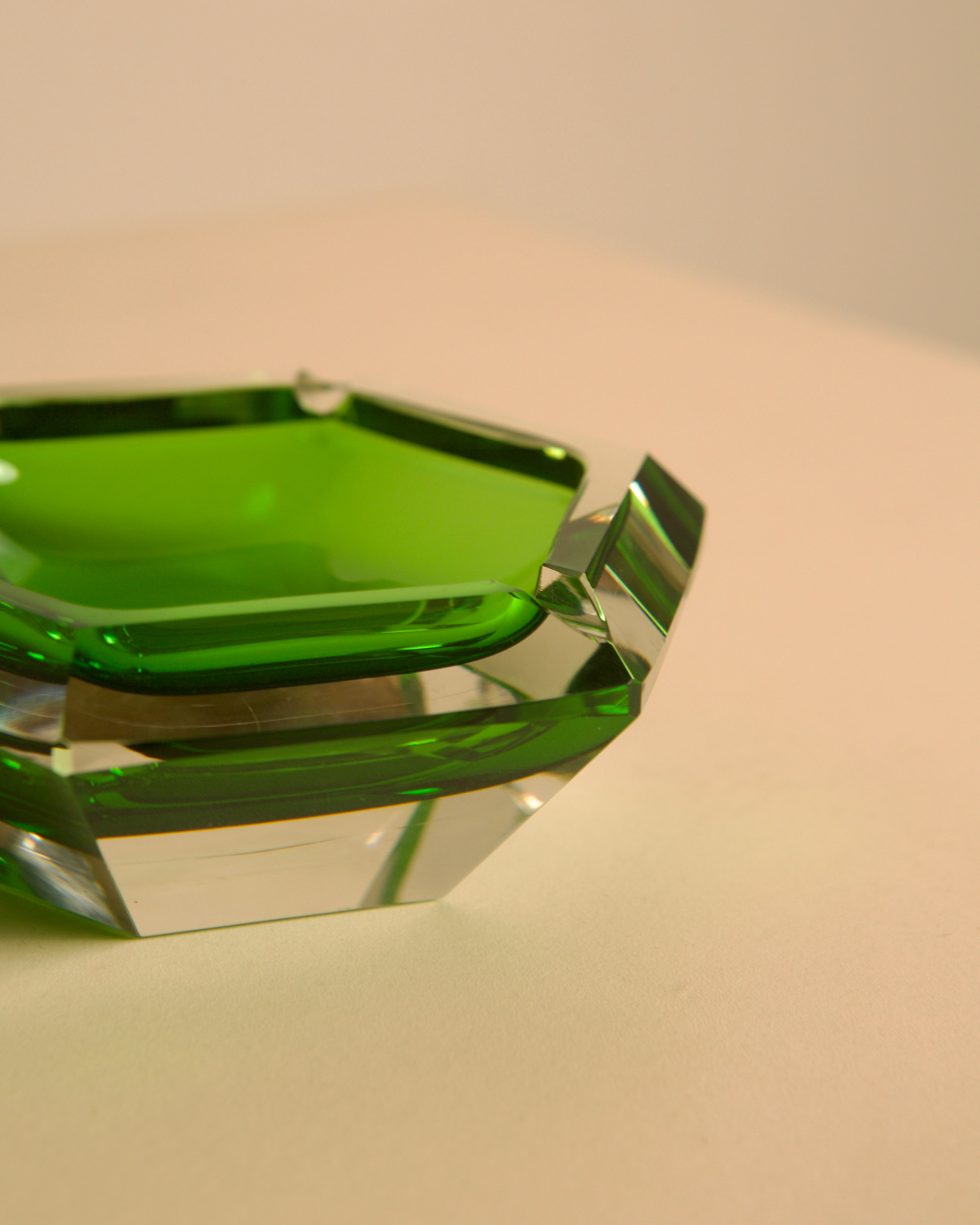 Italian Green Murano Glass Hexagonal Ashtray, 1980s — close-up