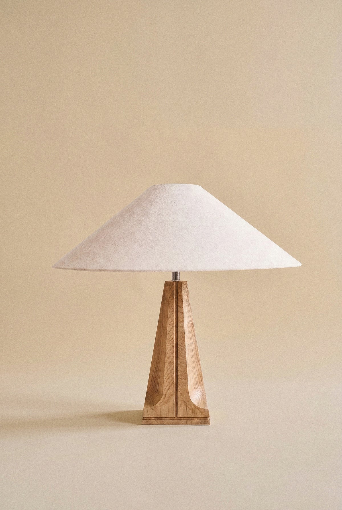 Tihuacan Table Lamp — close-up