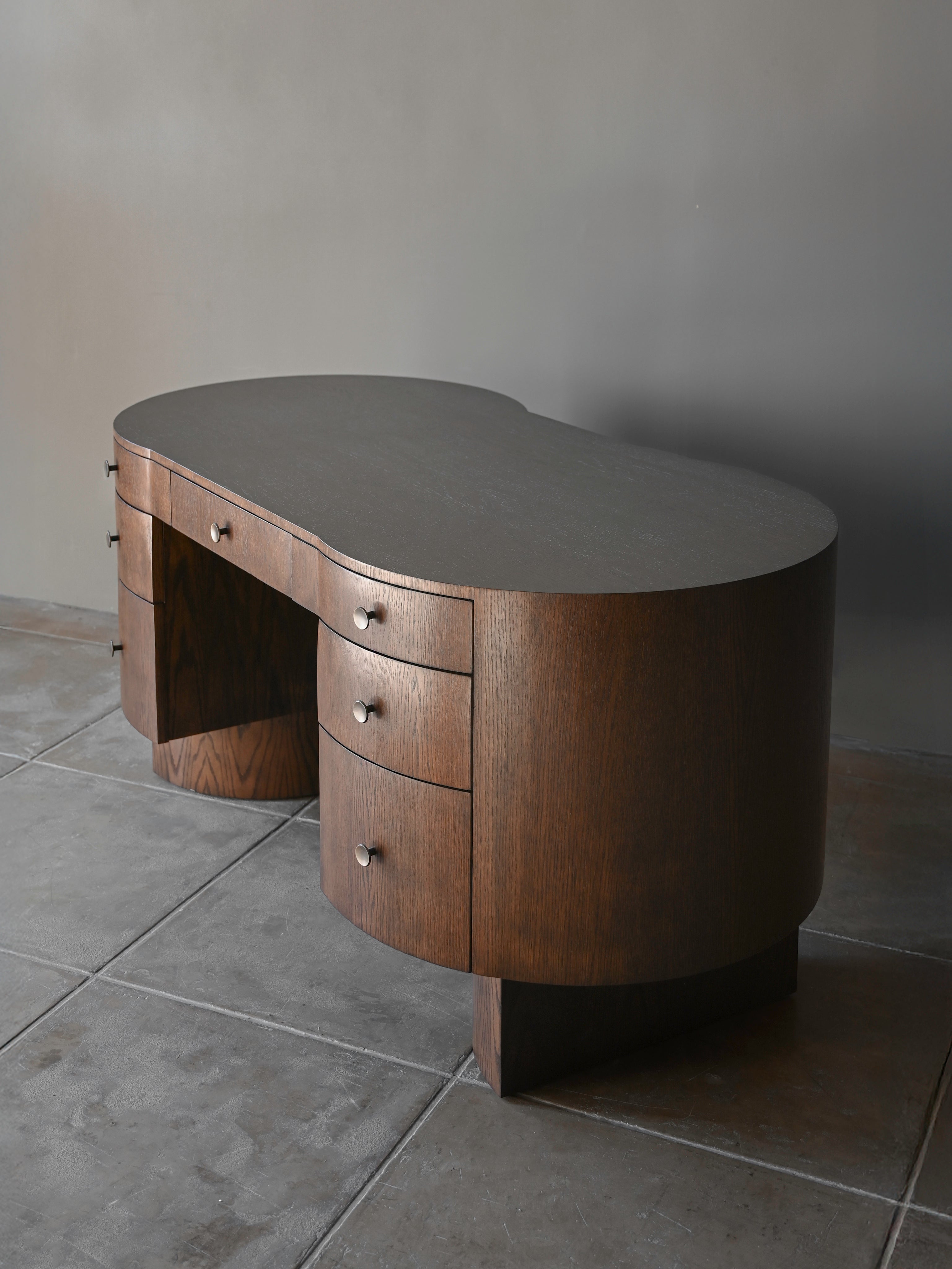 The Cañon Desk — detail view