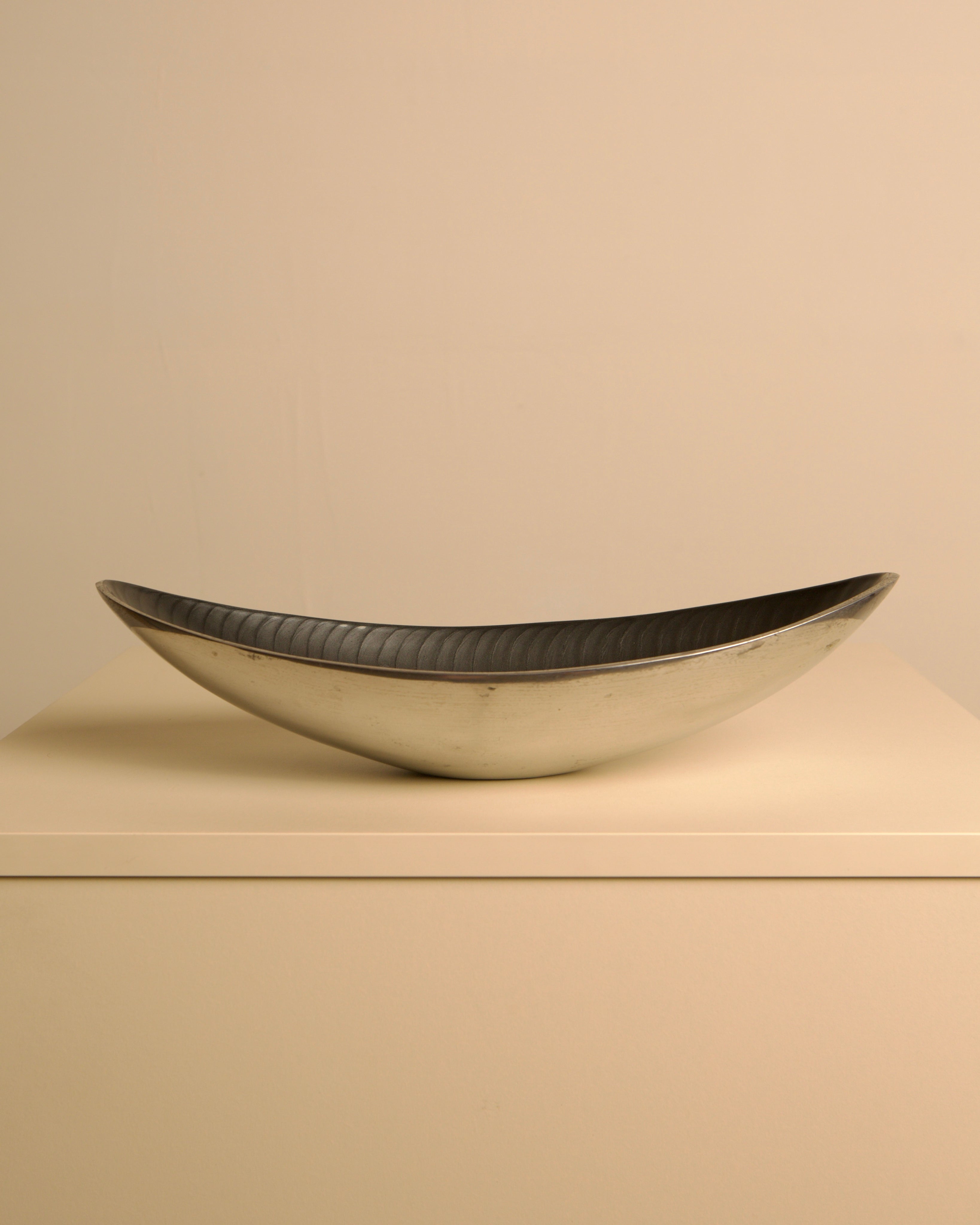 "Galassia" storage compartment in gray aluminum by Brandani 80's — detail view