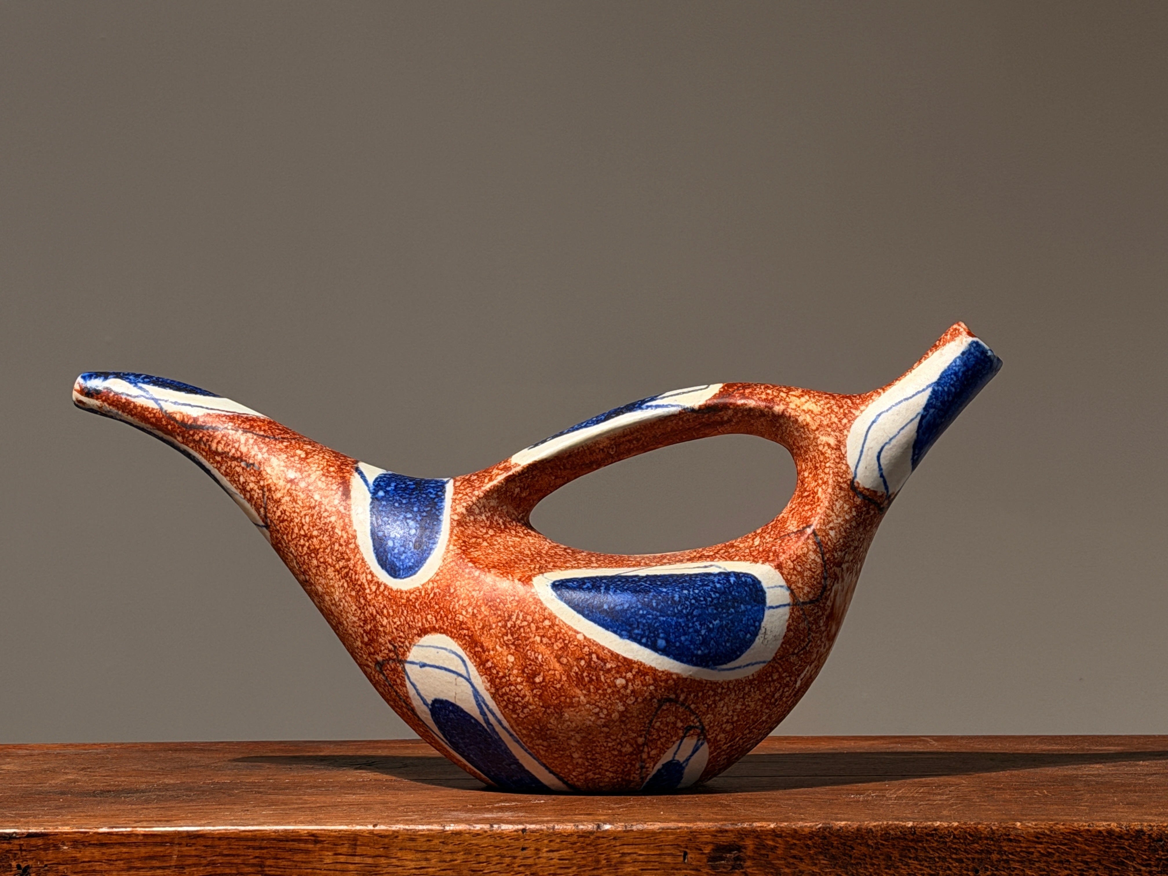 Sculptural ceramic vessel, Italy, circa 1960 by Figuresdesign | The Oblist