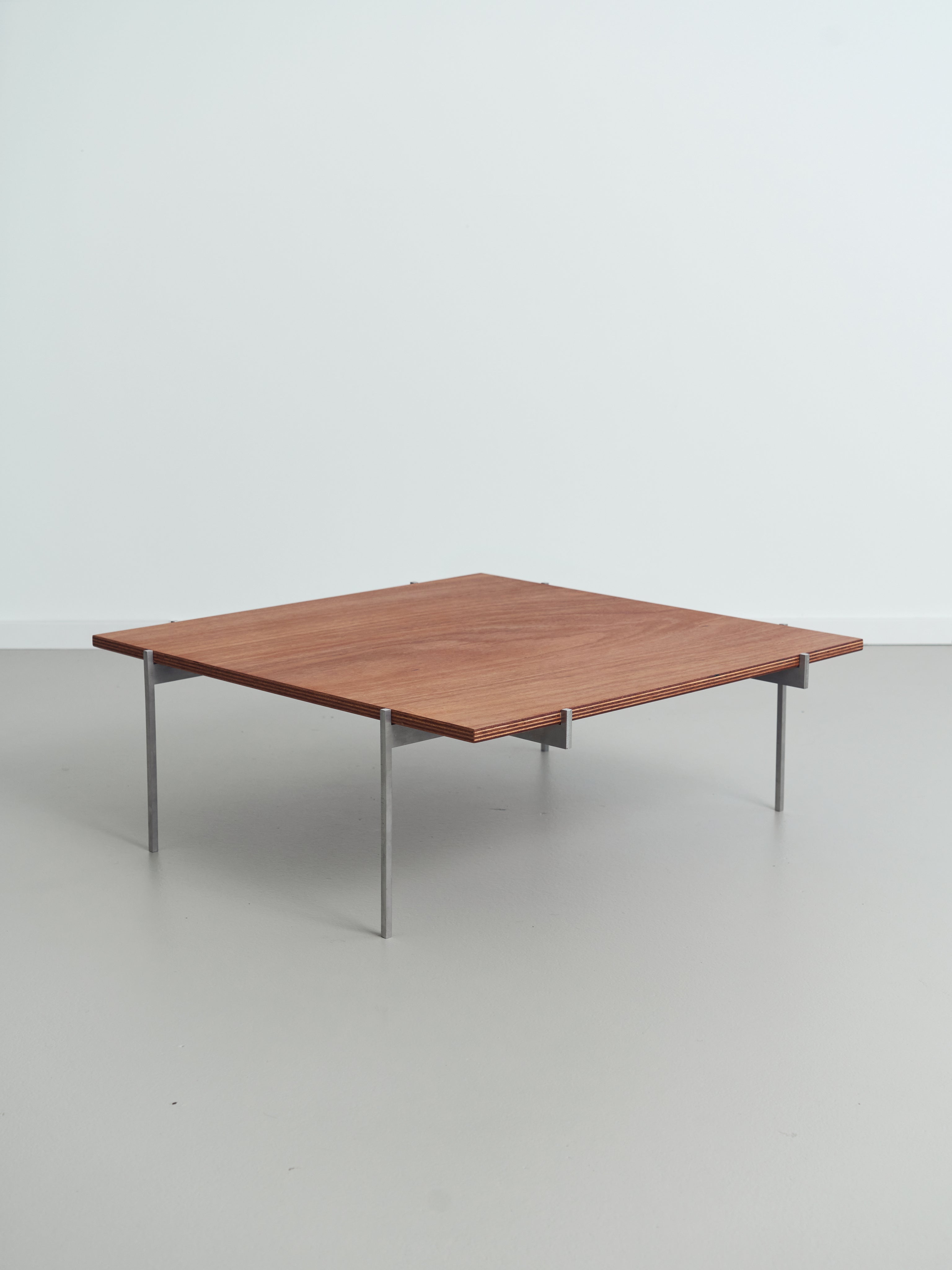 Lightweight Lounge Table — top view of wooden surface with metal legs