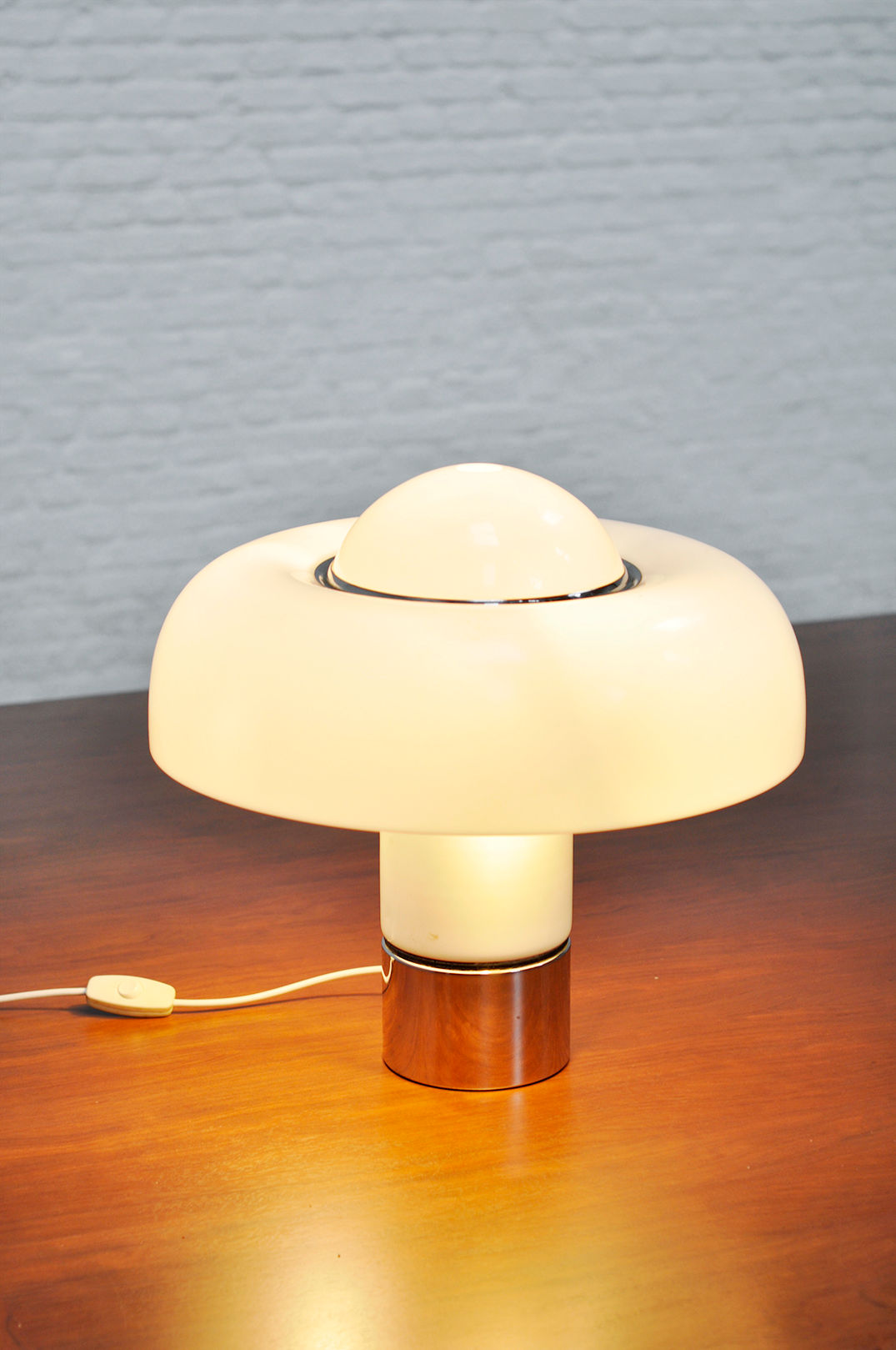 Brumbury Table Lamp Luigi Massoni for Harvey Guzzini Italy, 1970s