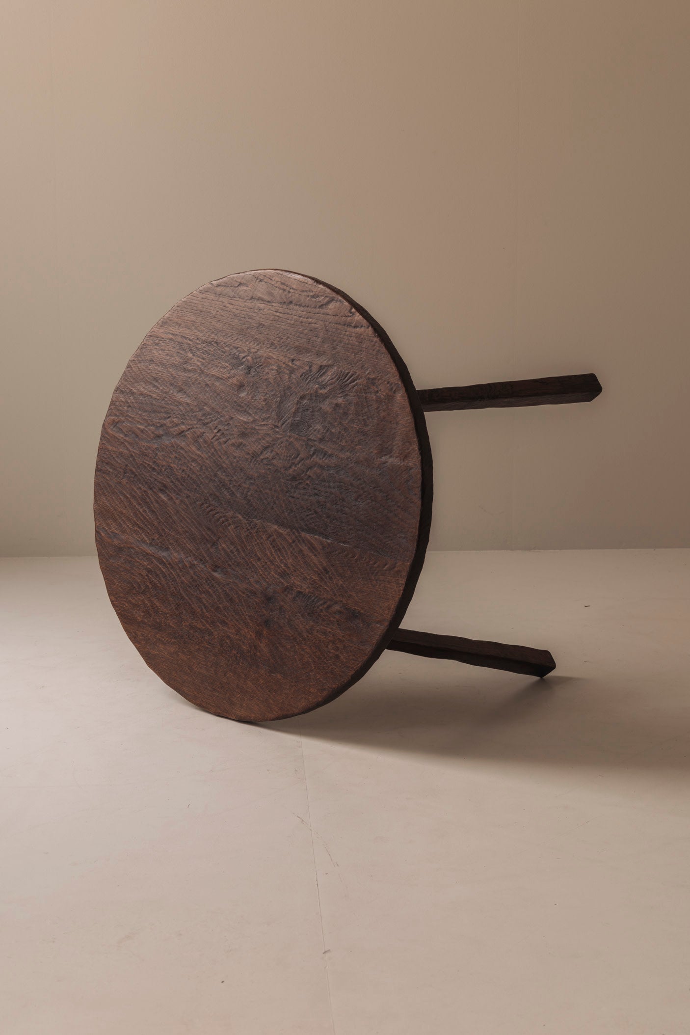 French solid oak carved dining table, 1950s — close-up