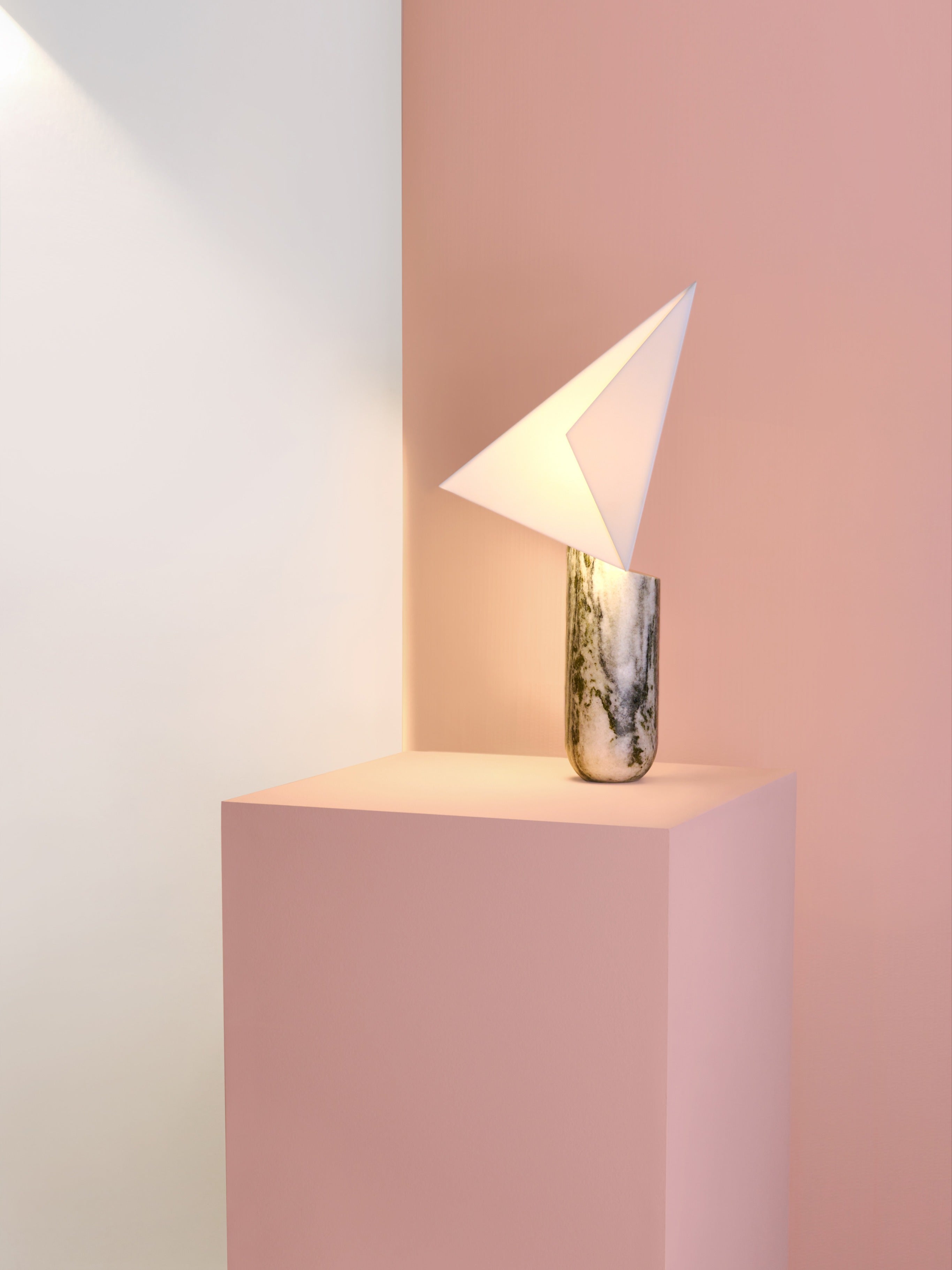 ACME Green Marble table light — detail view