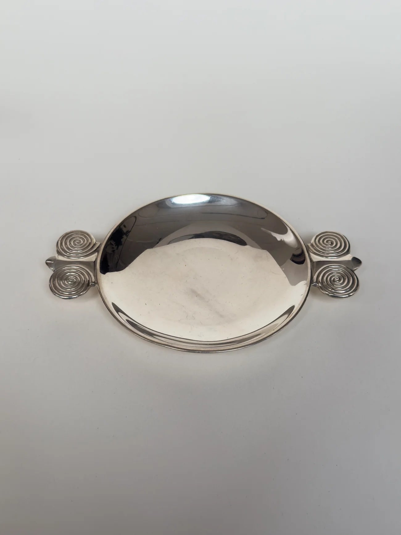 Plat en argent Art déco, W.A. Bolin, années 1930