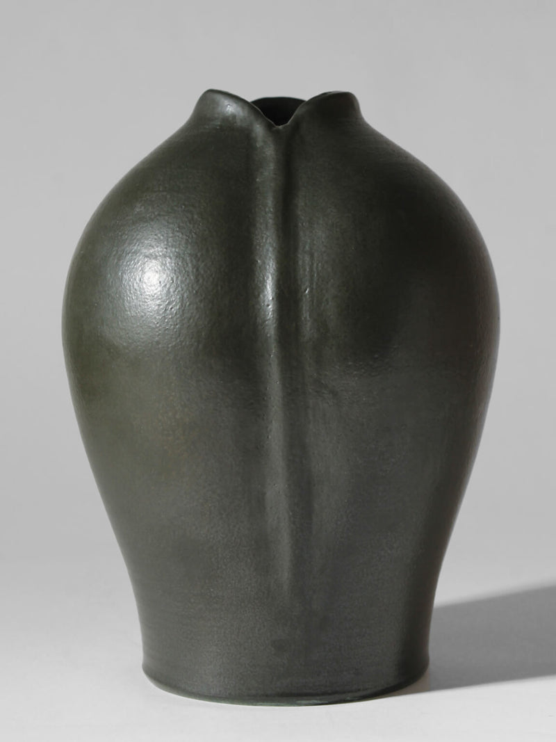 Flower Bud Shaped Ceramic Vintage Vase — detail view