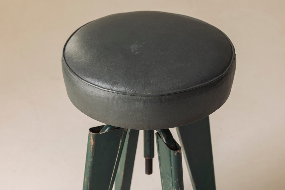 Highly collectible Clémenceau stool by Domin & Genevrière, Maison Dominique 1957 — lifestyle setting