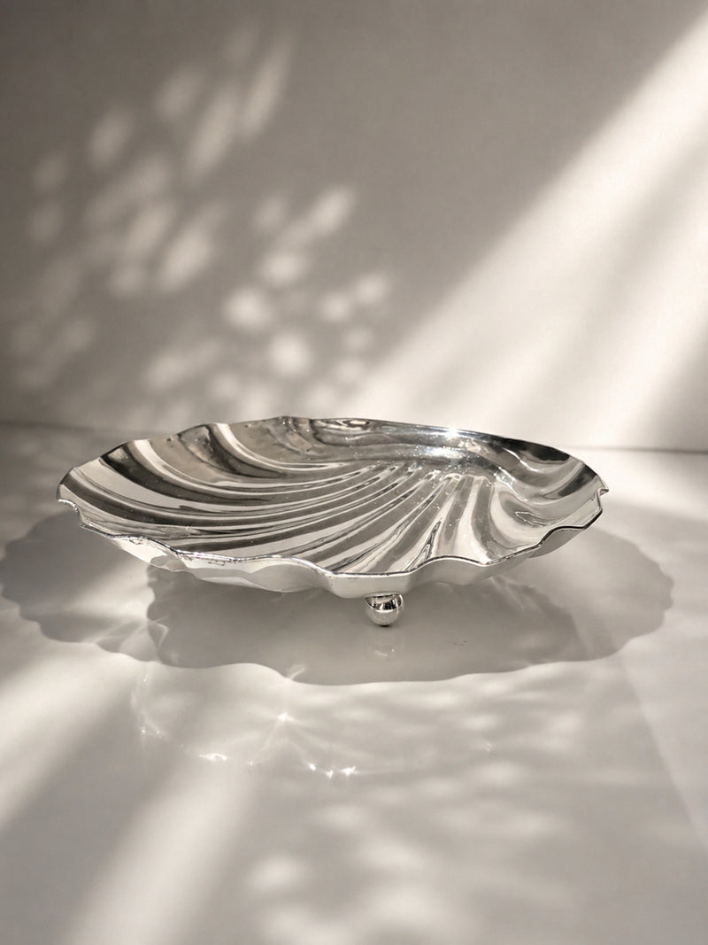 Italian silver plated shell bowl - 1950s by Dodo Vintage | The Oblist