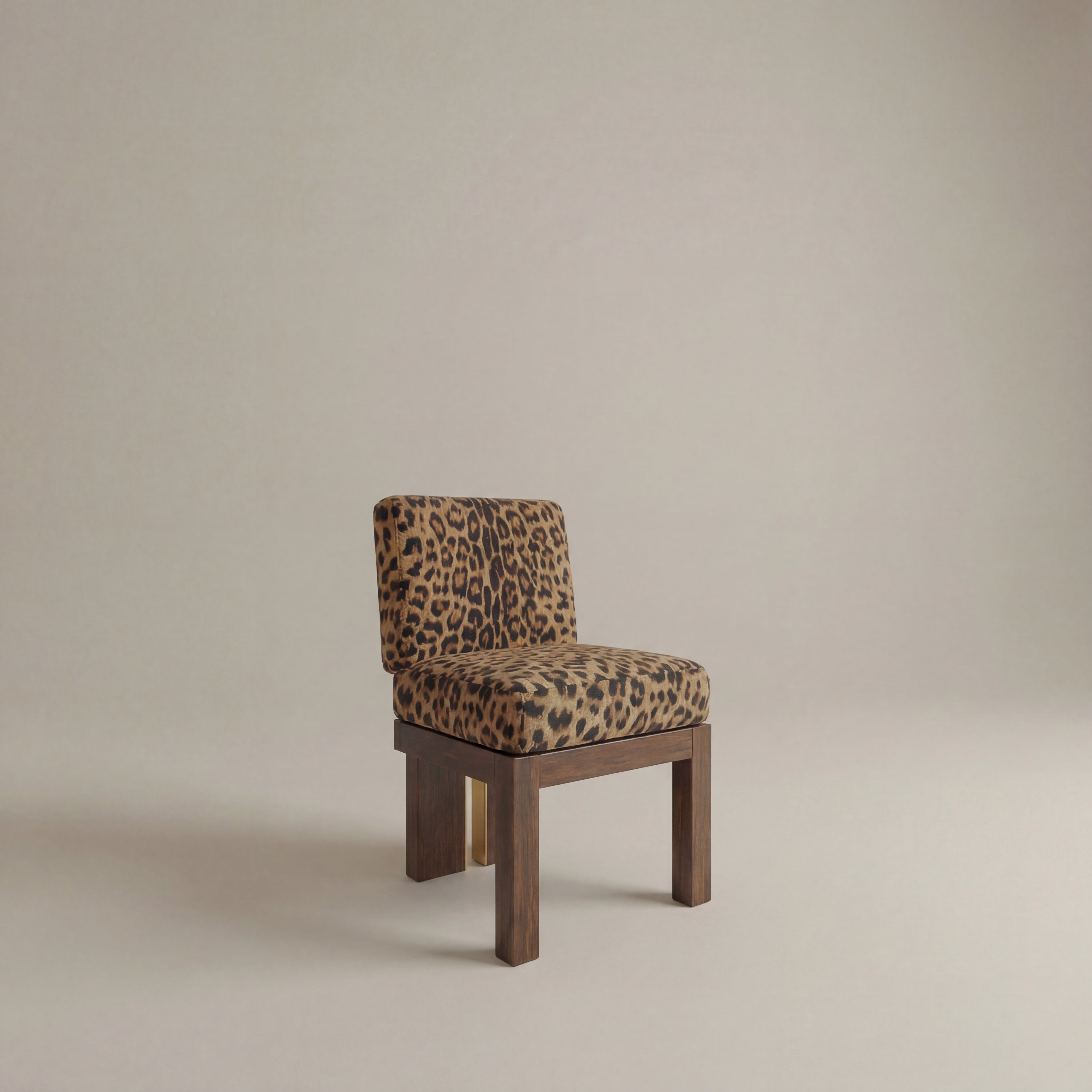 L’ÉCLAT CHAIR by DIAMANT VERSATILE | The Oblist