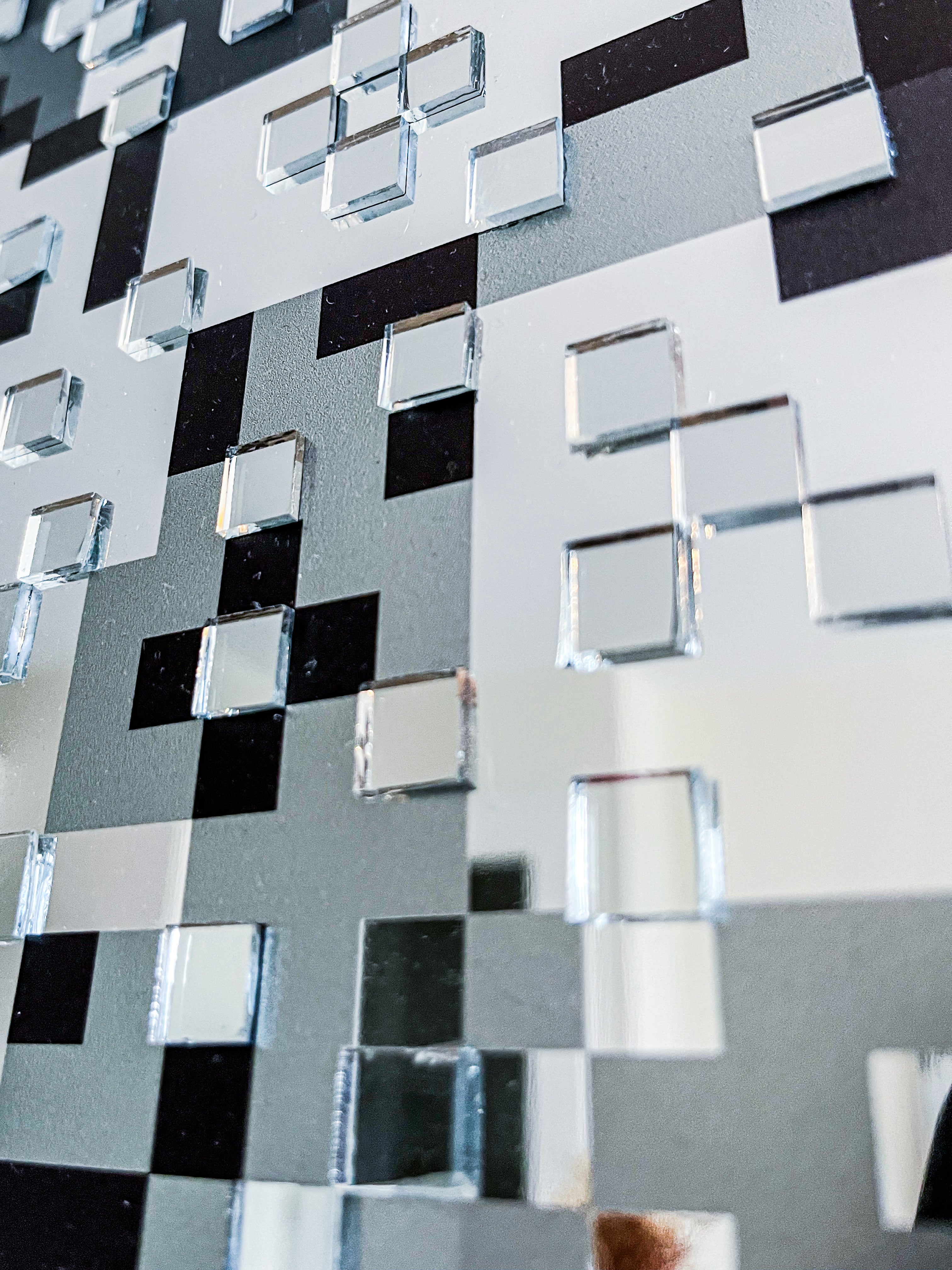 Sculpture miroir minimalisme - PIXEL — side angle
