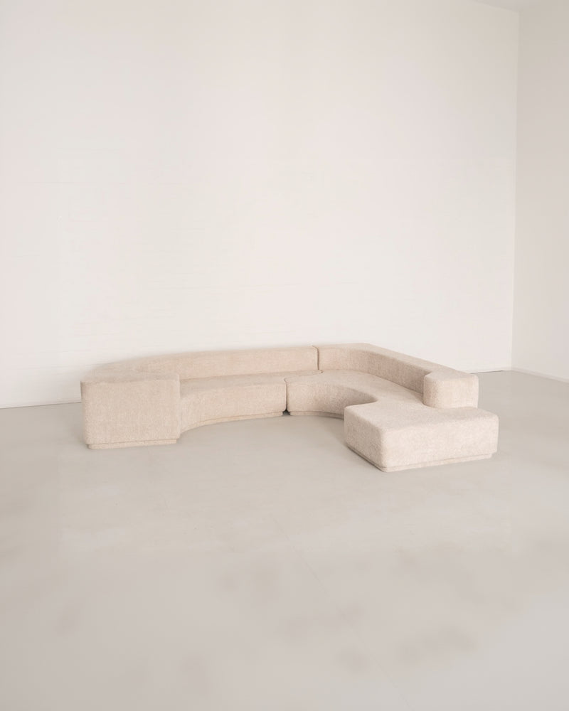 Lara Modular Sofa by Roberto Pamio, Renato Toso and Noti Massari for Stilwood — close-up of soft beige upholstery in minimal