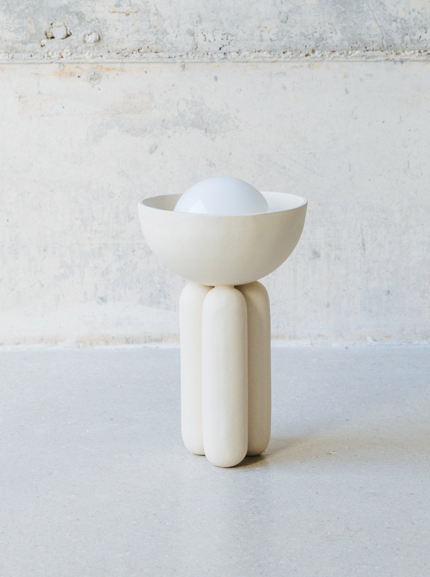Table Lamp Half-sphere M MOOR by Lisa Allegra | The Oblist