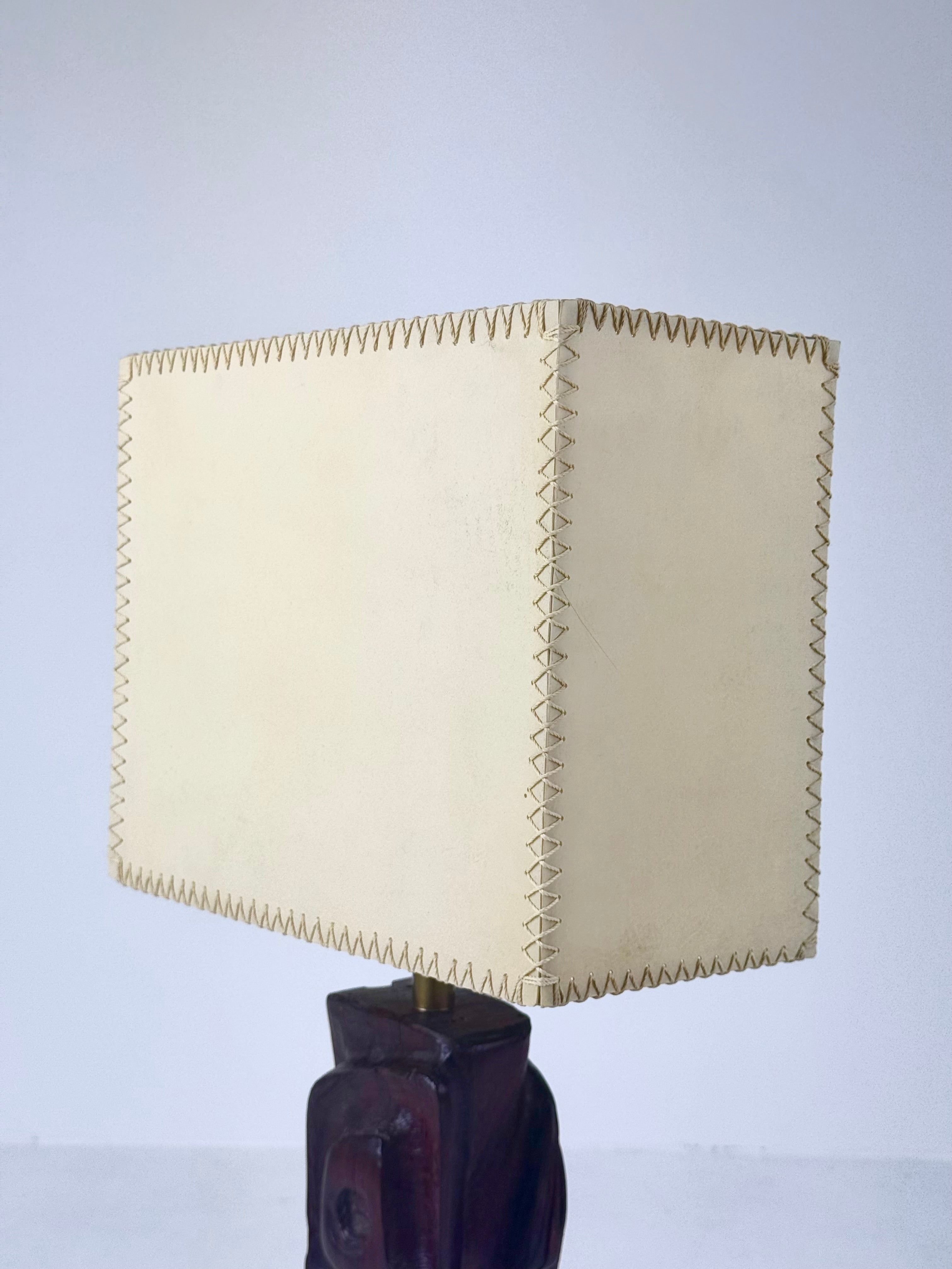 Hand-carved wooden sculptural table lamp by Gianni Pinna — additional view