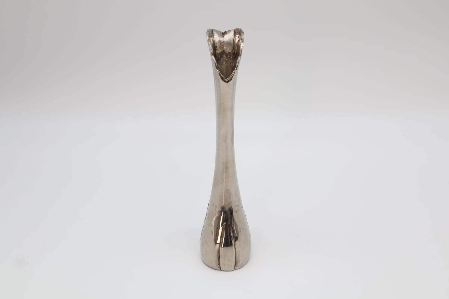 Vintage Art Deco Silver-Plated Swan Solifleur Vase (c. 1920-1930) — lifestyle setting