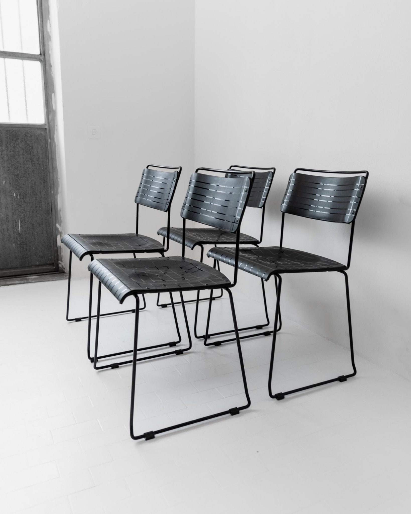 Vintage 1980s Dining Chairs, Set of 4, Postmodern Design, Black Metal and Plastic, Check Texture, Minimal Italian Design, Retro Interior — view 13