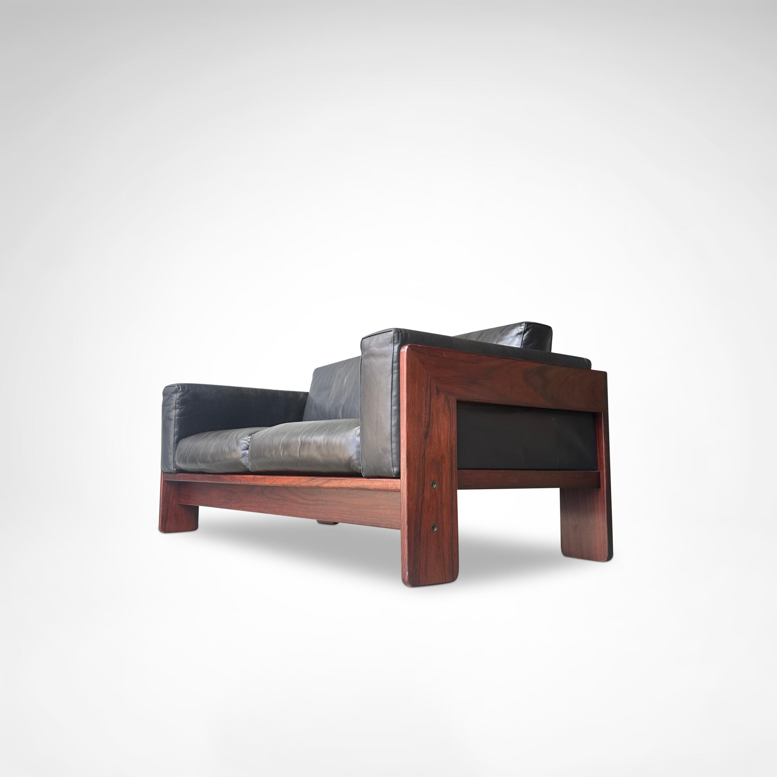 Bastiano 2-Seater Rosewood and Leather Sofa by Afra & Tobia Scarpa for Knoll International, 1980s — close-up