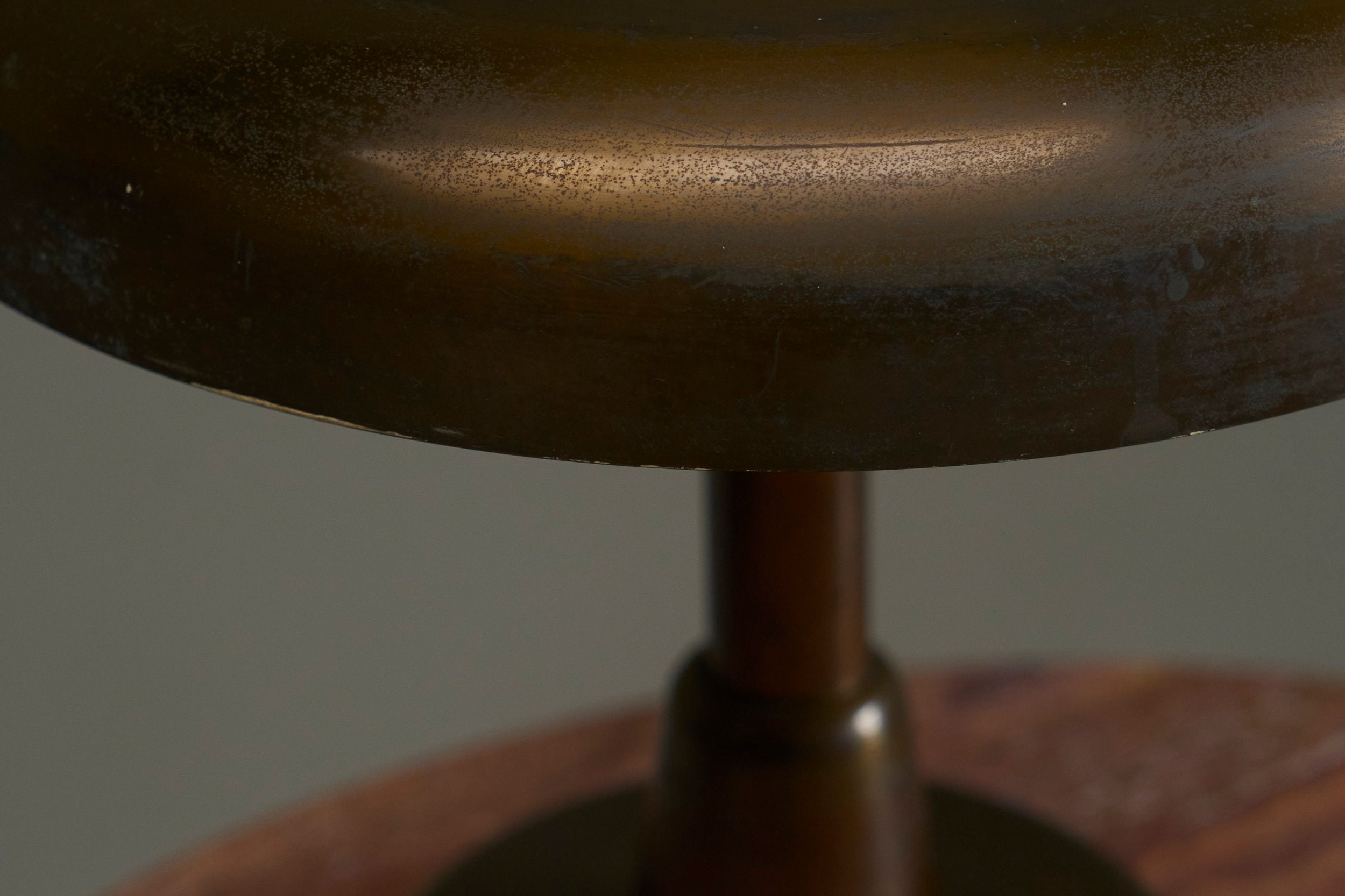 Stunning Italian Table Lamp in Patinated Brass 1950s — additional view