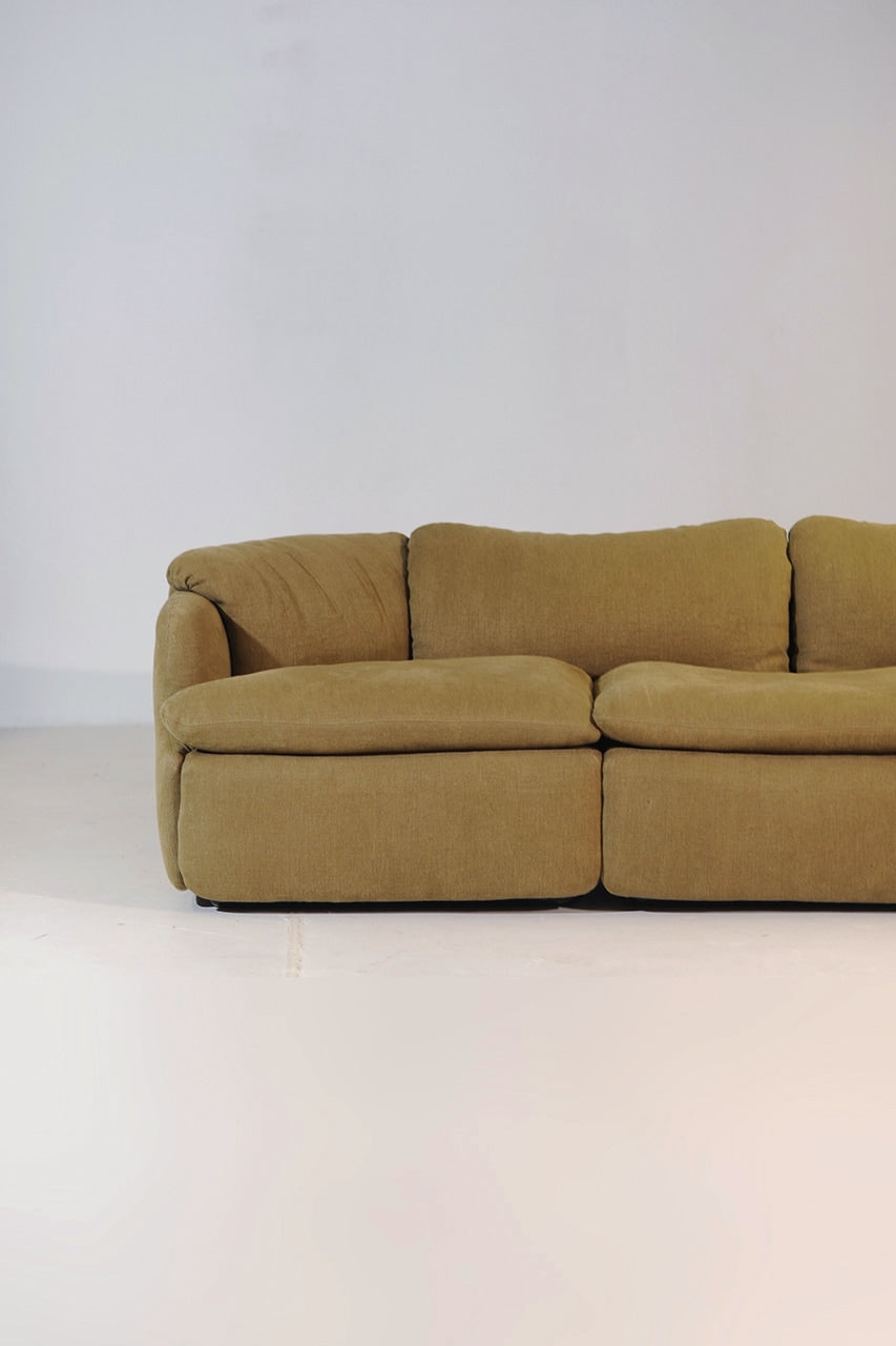 Alberto Rosselli Confidential Sofa | The Oblist