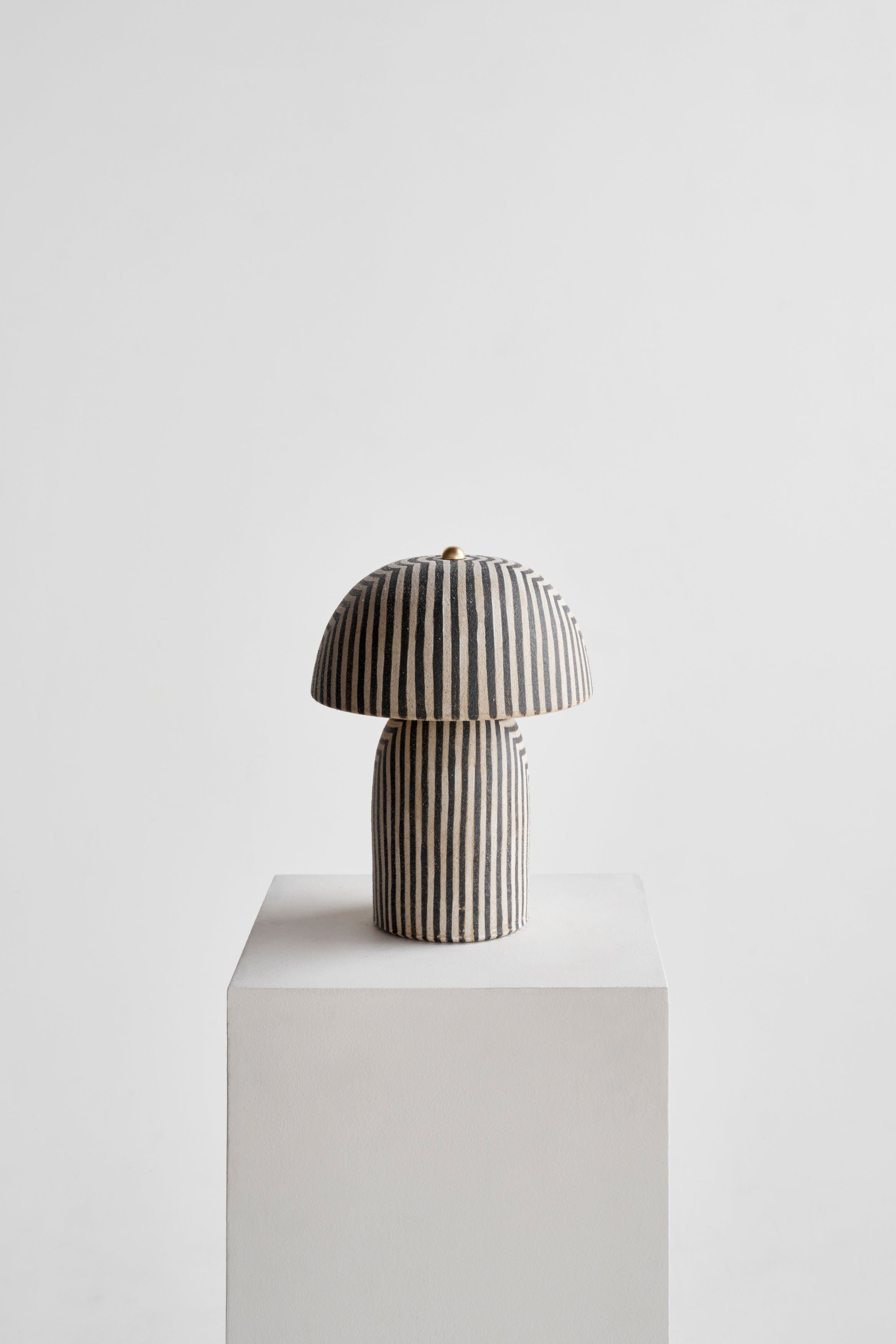 Tera Lamp Stripe — side angle