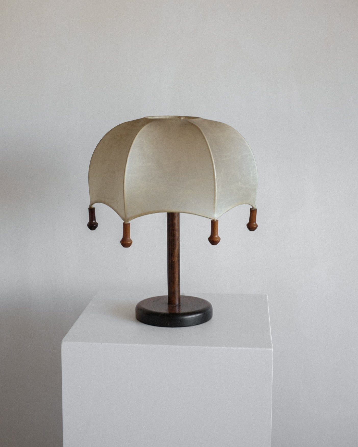 Cocoon Umbrella Tablelamp  — in context