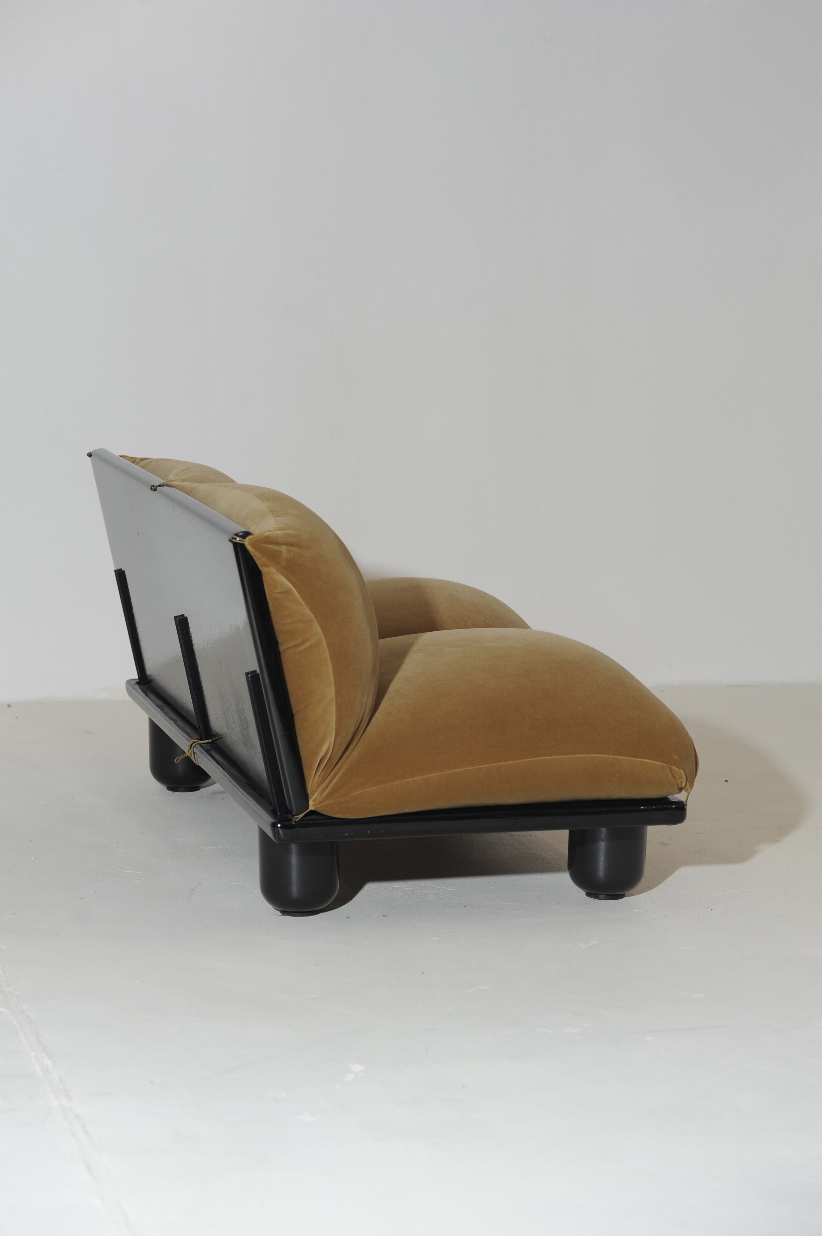 Carlo Bartoli Sofa and Table, Italy 1972