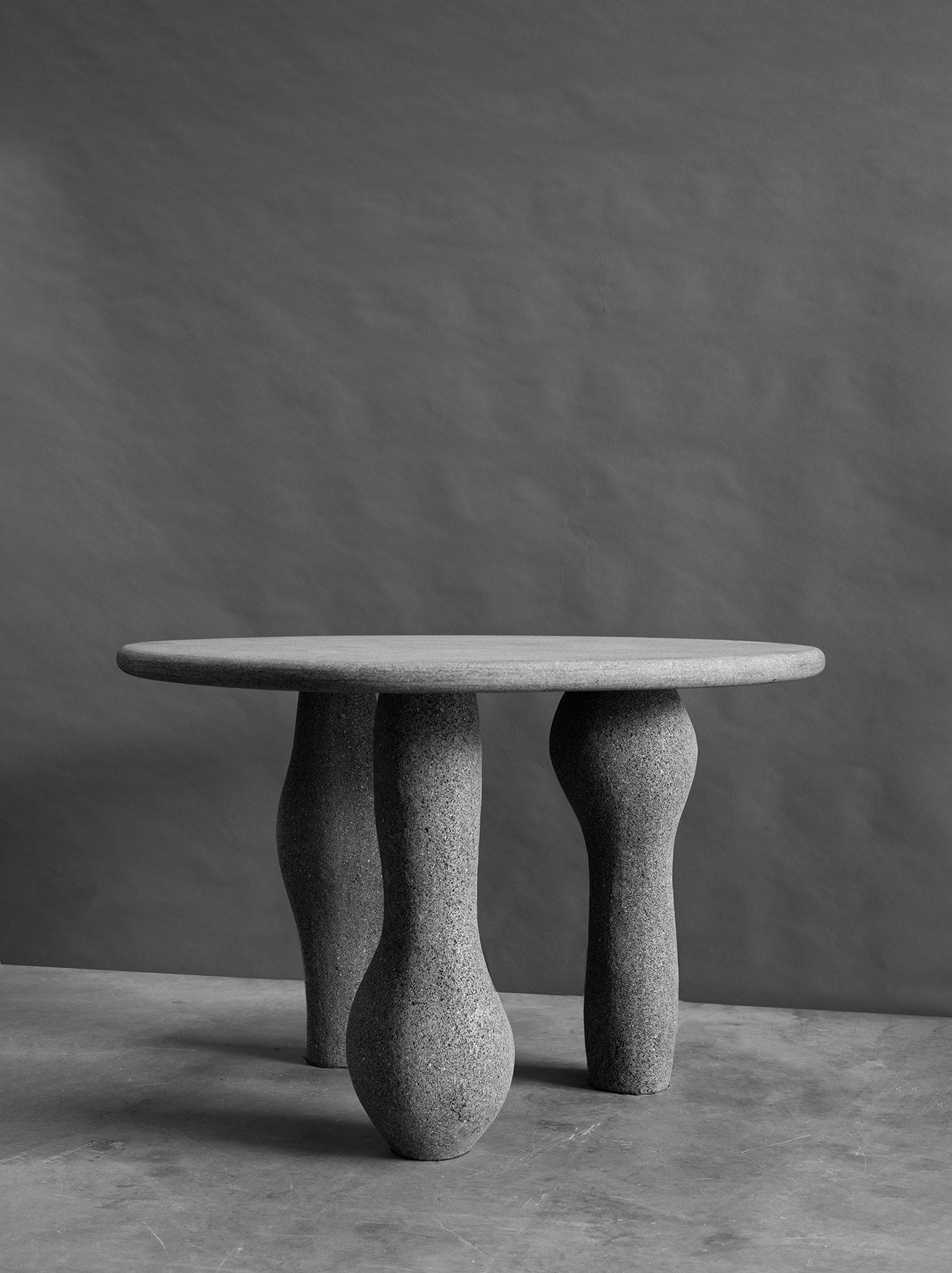 Altar Round Table in Stone — detail view