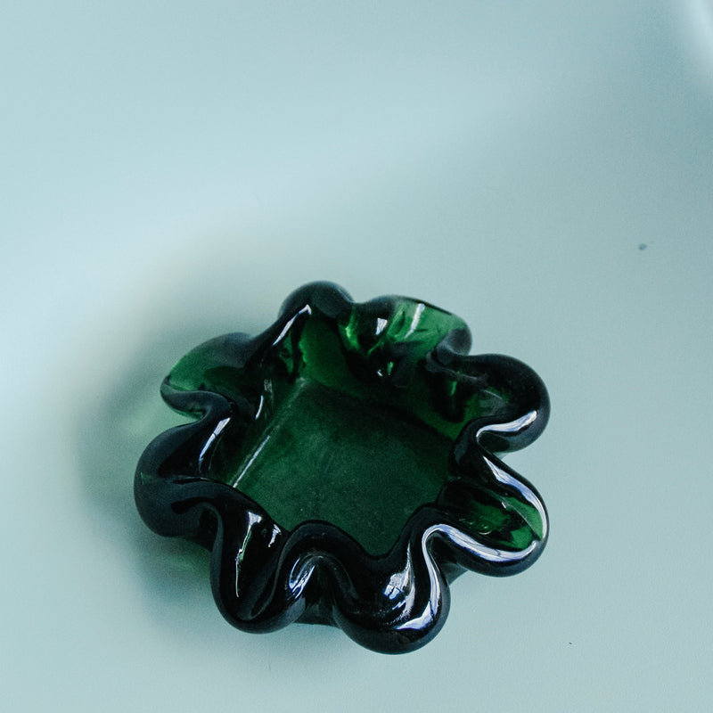 Organic Green Ashtray by Tafelgeluk | The Oblist