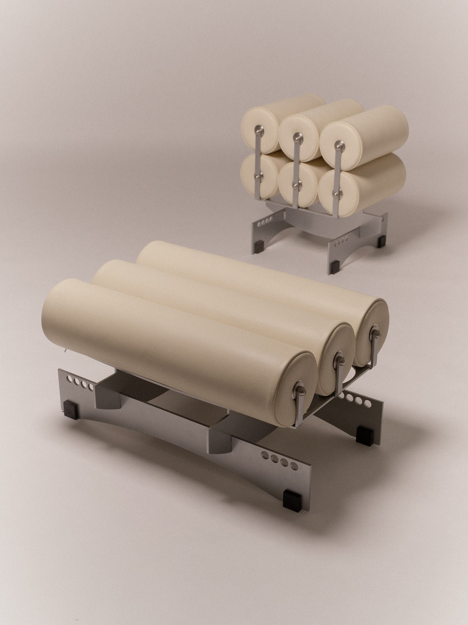 Ottoman Bassa — top view of cream-colored cushions on metal base