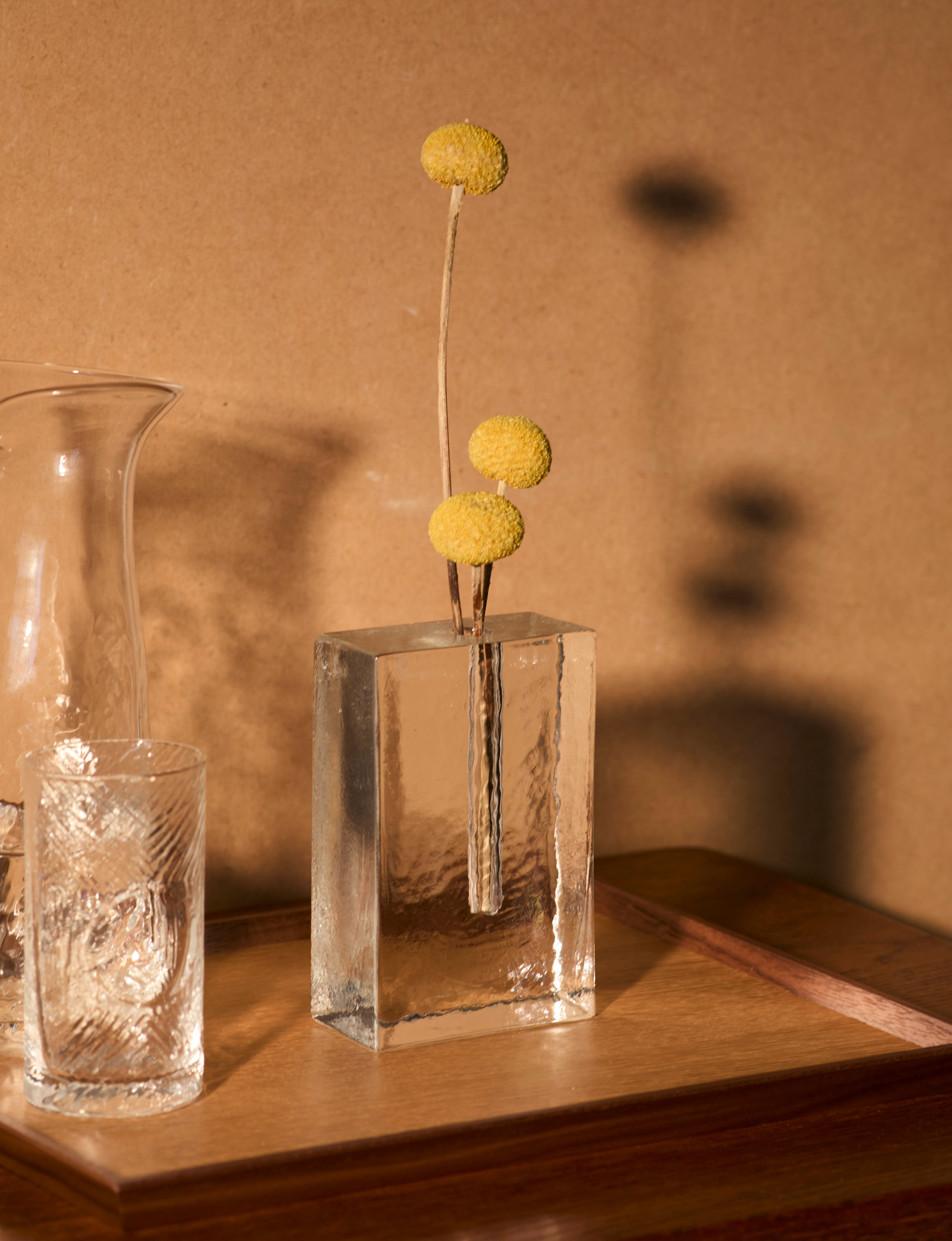 Block unifleur / stem vase in European glass (Large) by DIG IN JAPAN | The Oblist