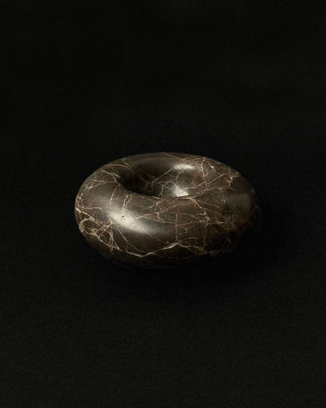 'NIMIA' bowl by CARRARA Studio | The Oblist