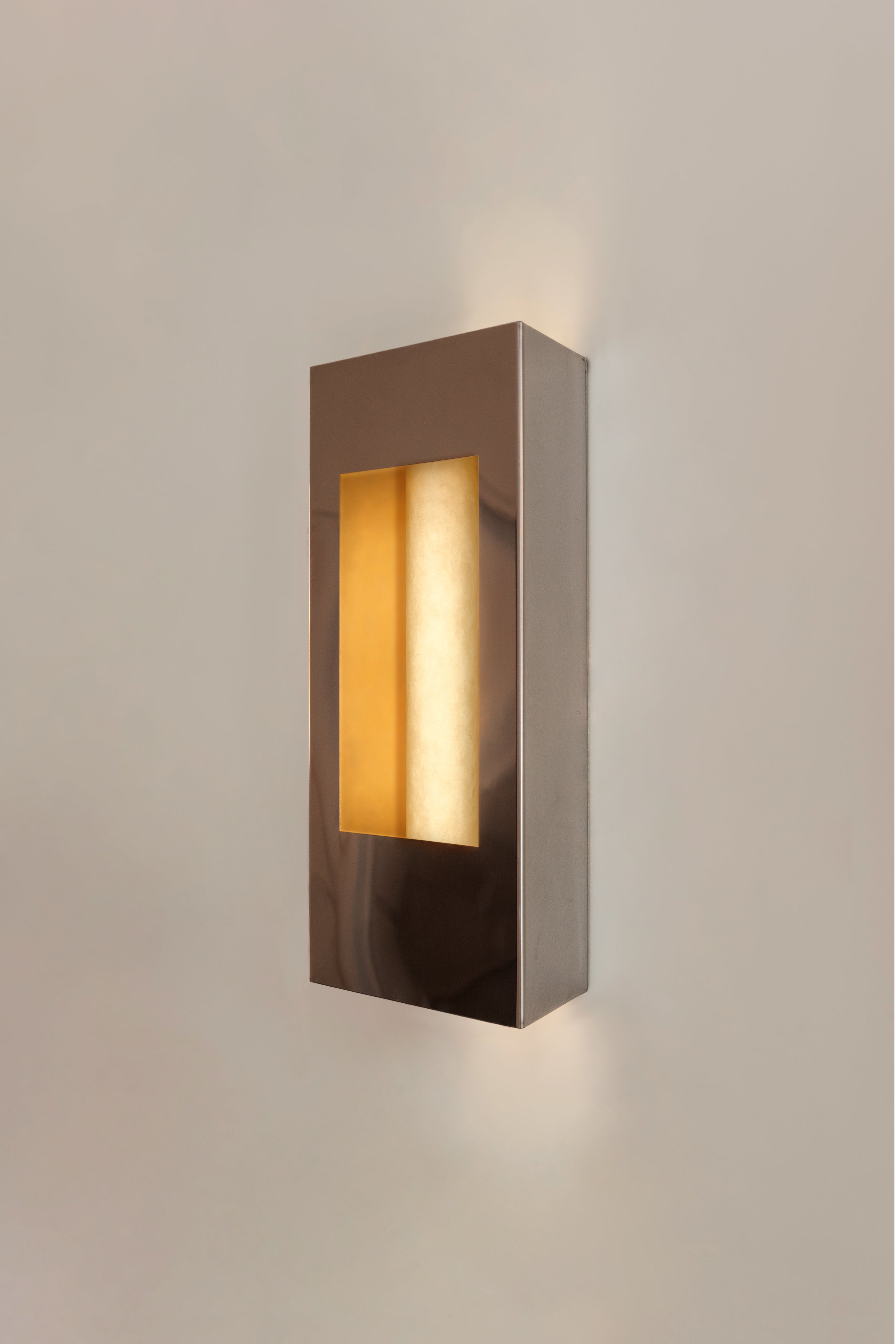 'Archi' Wall Lamp — detail view