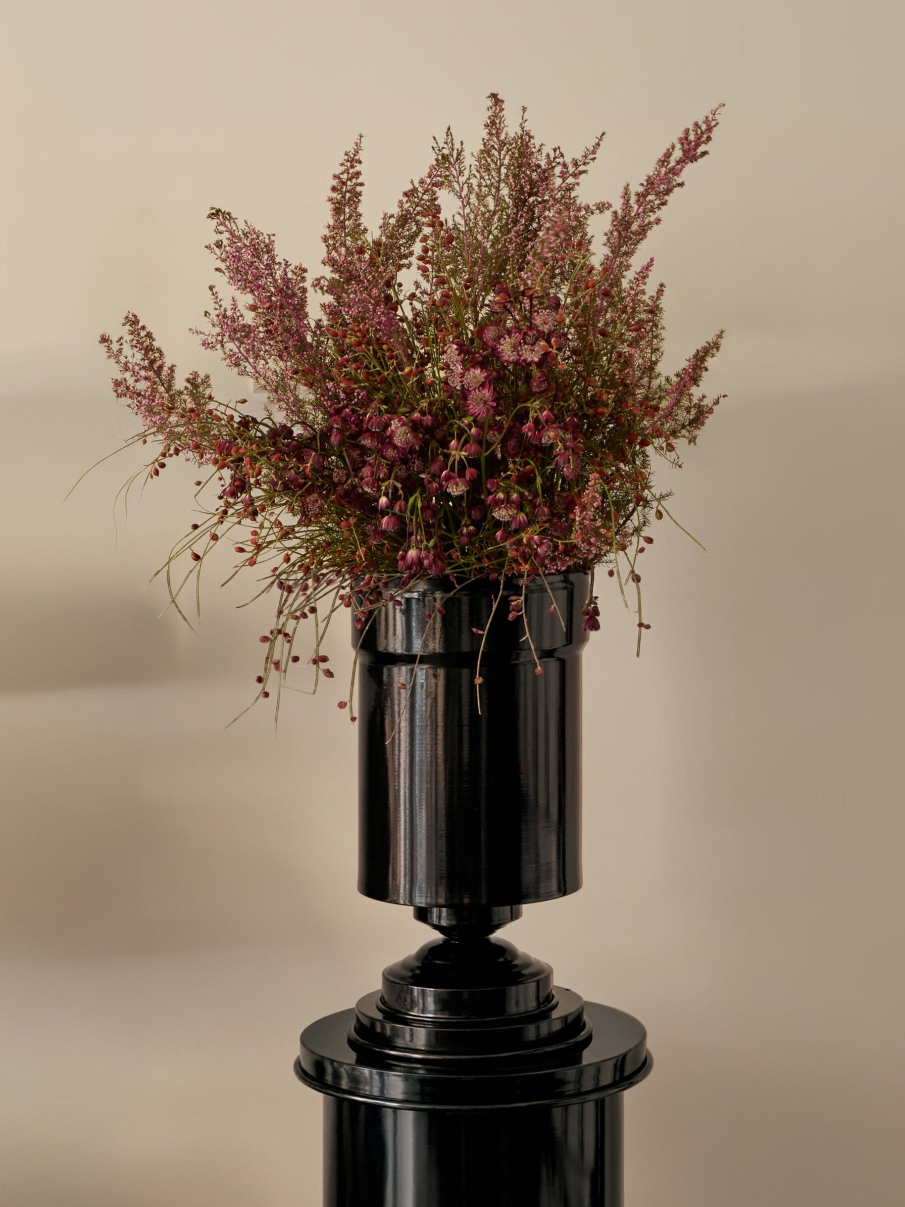 Art Deco Vase in Black glossy Metal — side angle