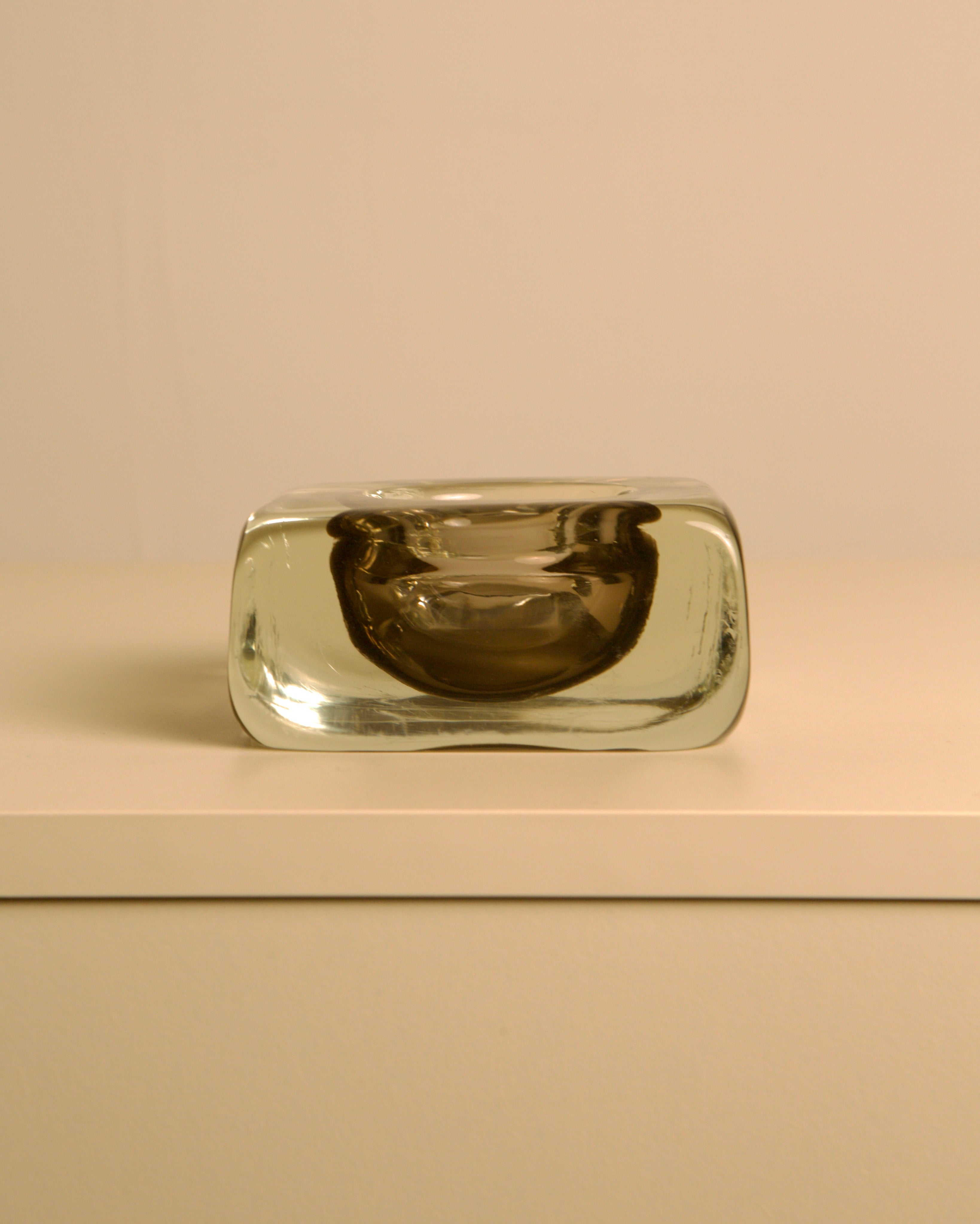 Black Murano glass trinket dish by Salviati 60's — side angle