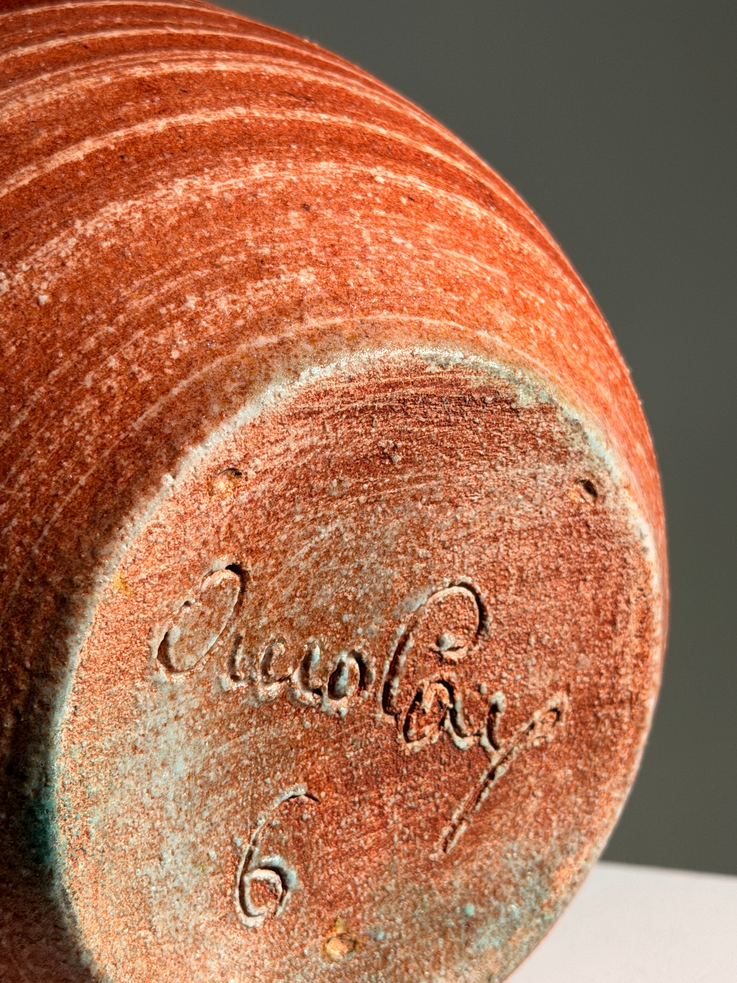 Rare "Gauloise" vase by Les Potiers d'Accolay, circa 1960 — close-up