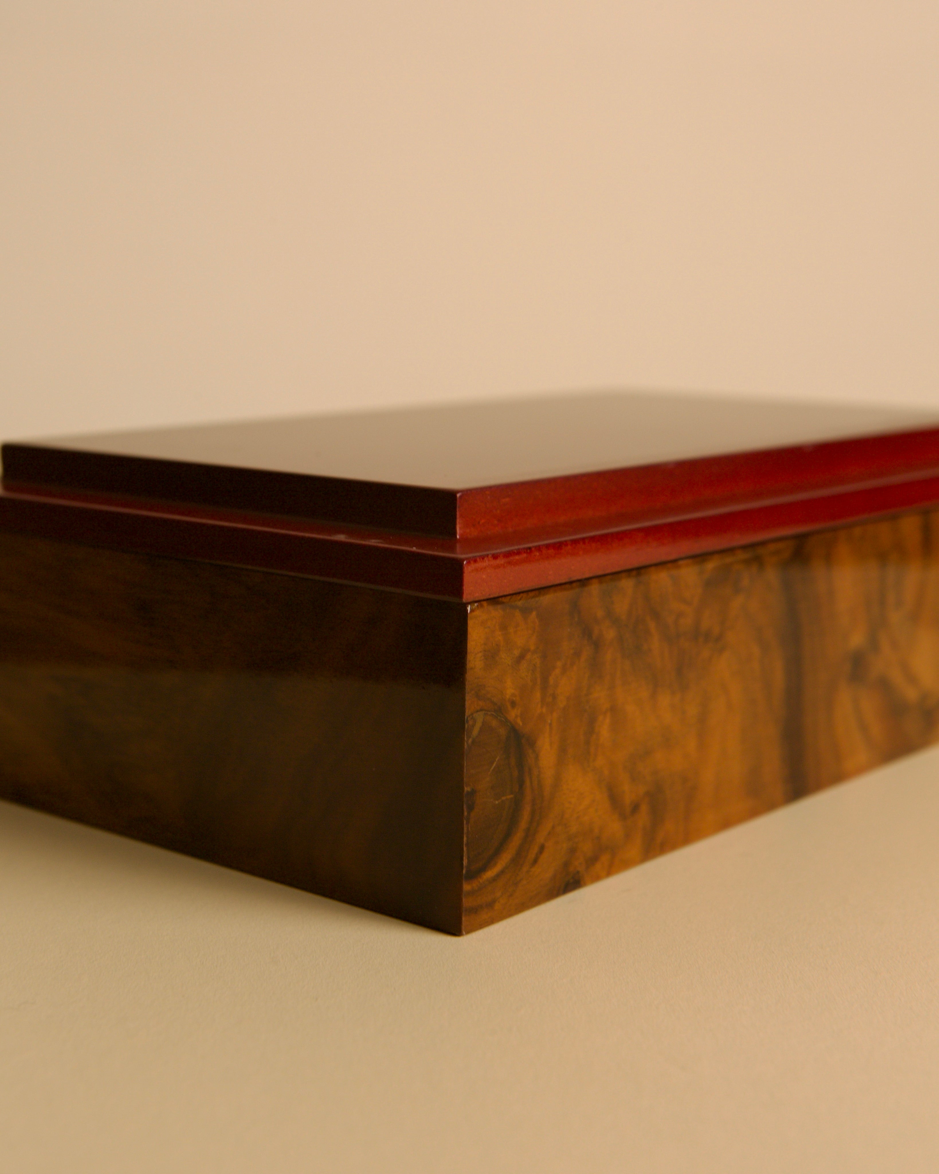 Italian burr walnut box with red interior 80s — back view highlighting wood grain texture