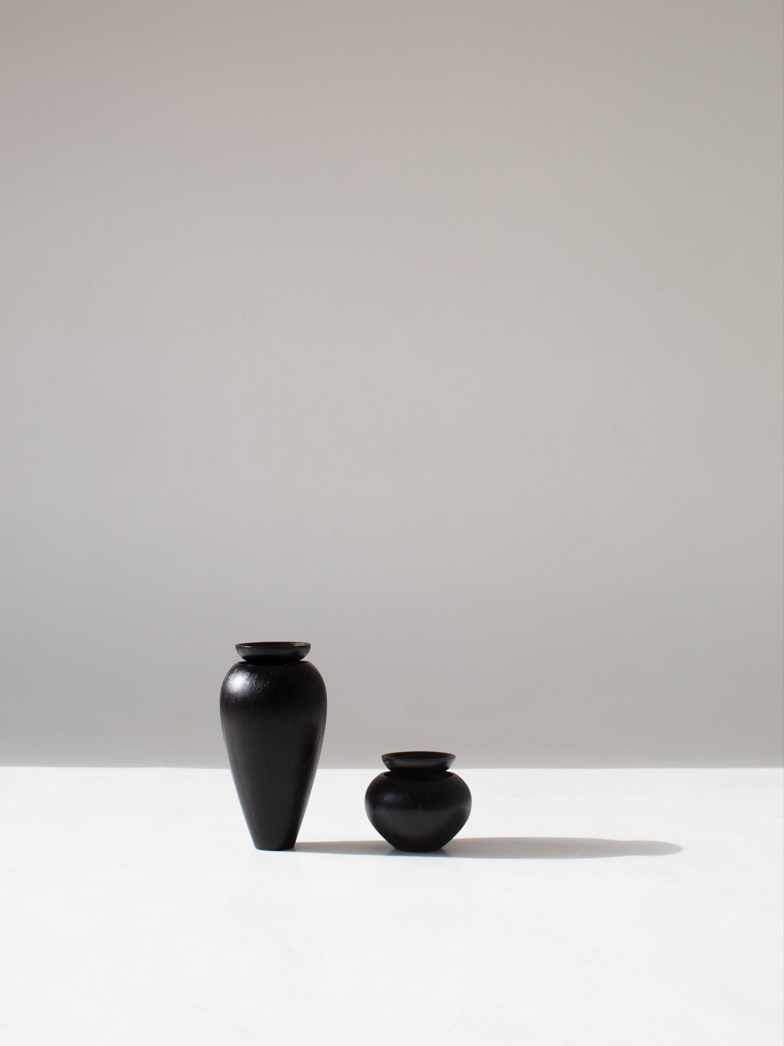 Icarus Vases — close-up