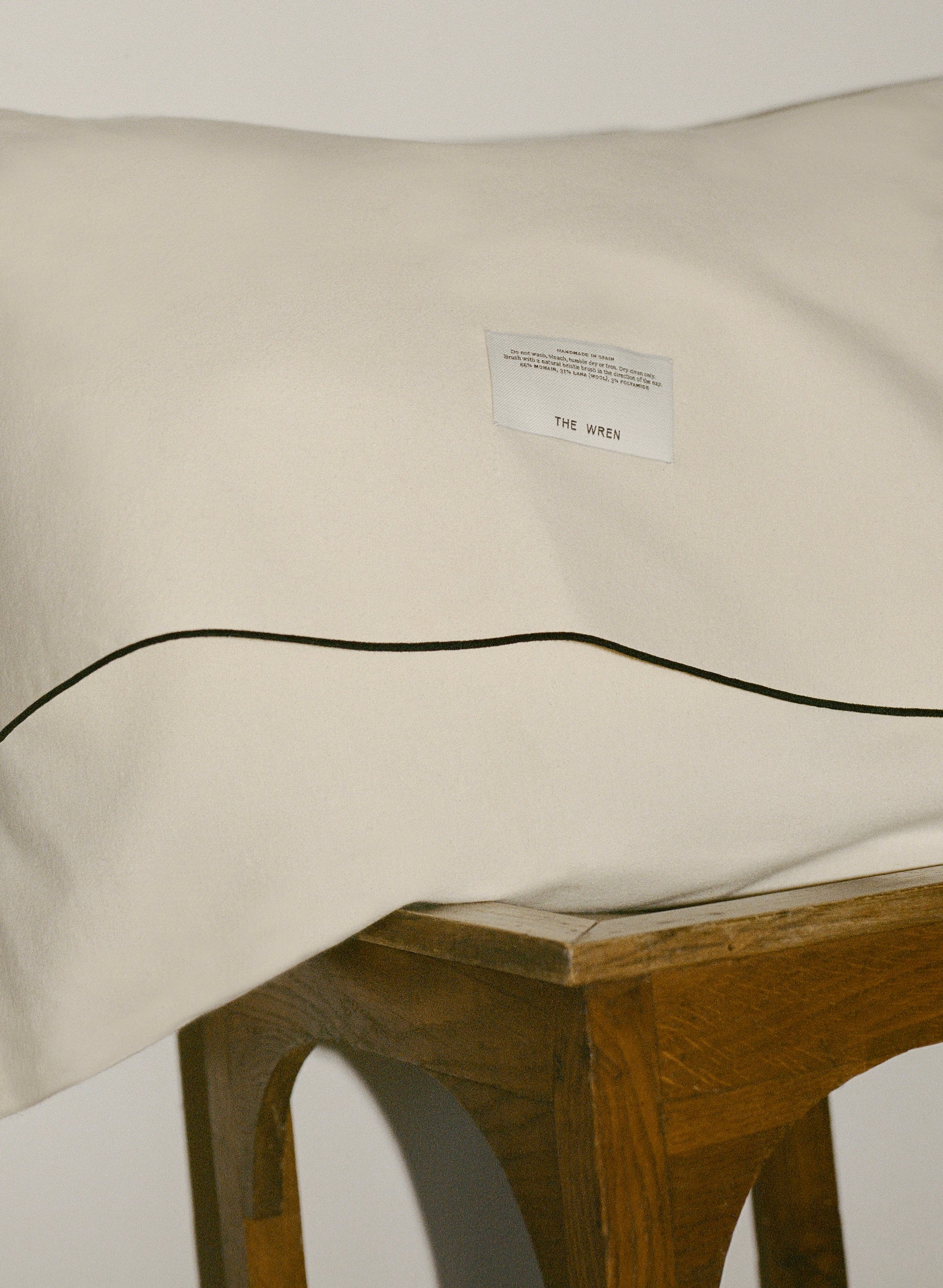 Edition 02 - BRUME AMBRE — lifestyle setting