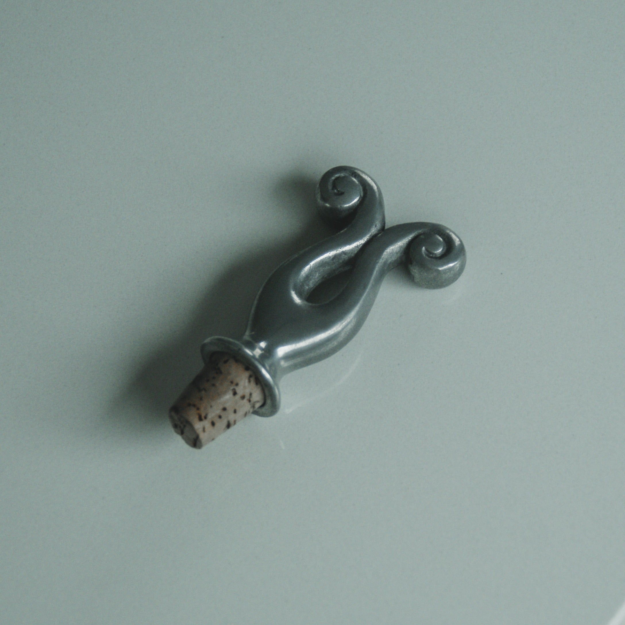 Aluminum Bottle Stopper — lifestyle setting