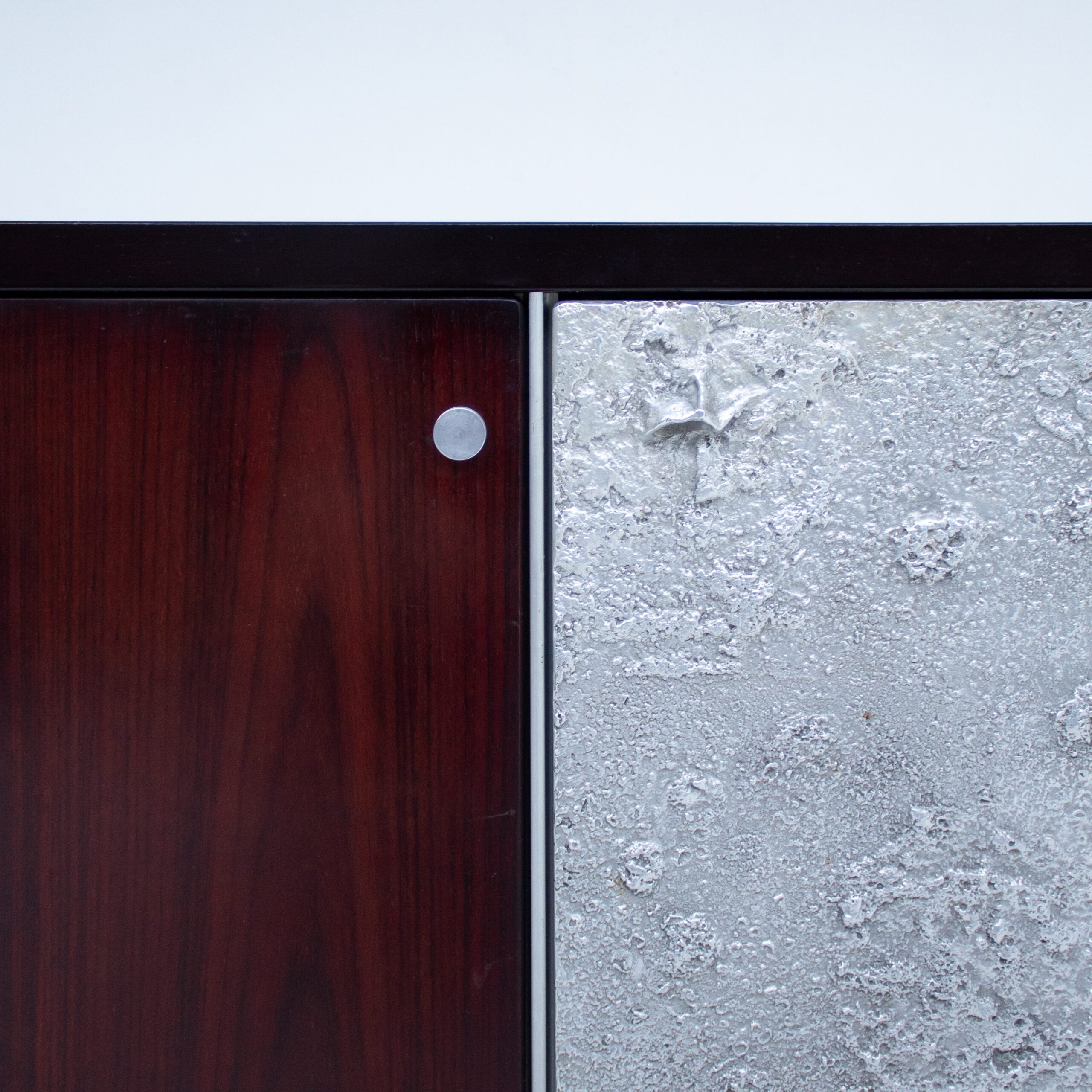 Modern Italian Sideboard/Cabinet in Wood and Metal