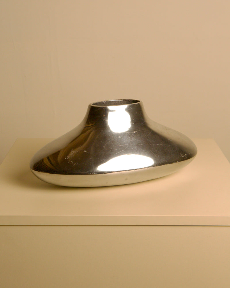 Plat Vase in Cast Aluminum 80's by Treaptyque | The Oblist — shiny metallic finish