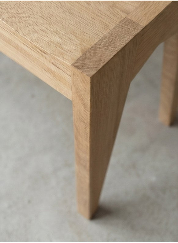 single seat bench "Onde" — lifestyle setting