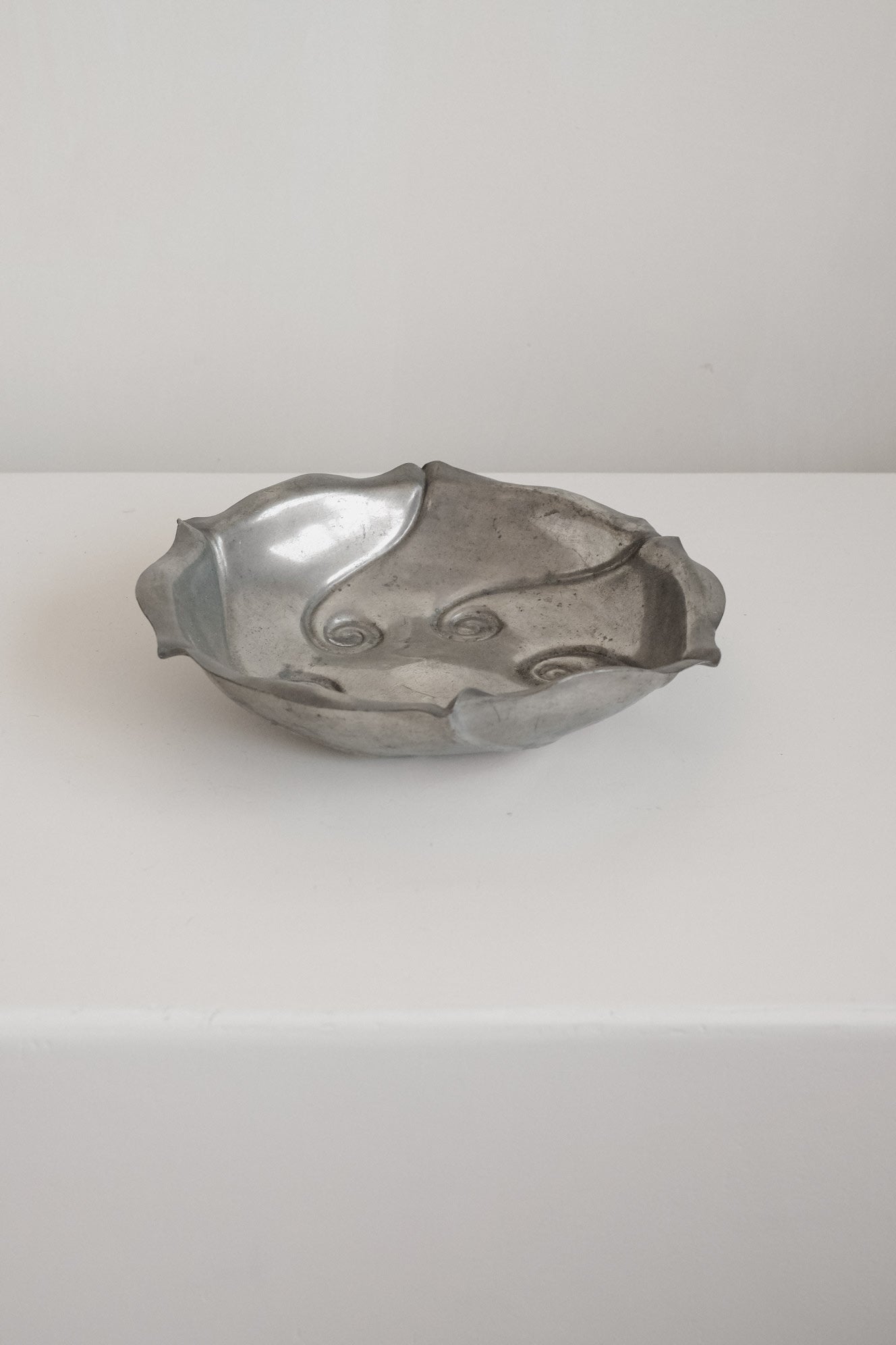 Elegant Art Nouveau Dutch Pewter Bowl — alternate view