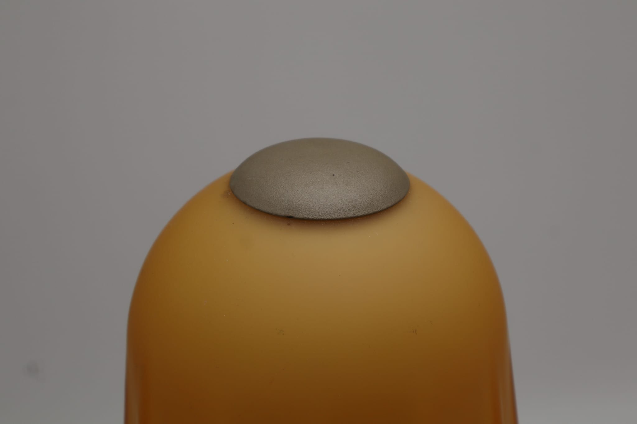Murano 'Fazzoletto' Opaline Table Lamp by Vetreria LAG – 1980s — back view showing opaline glass and metallic base