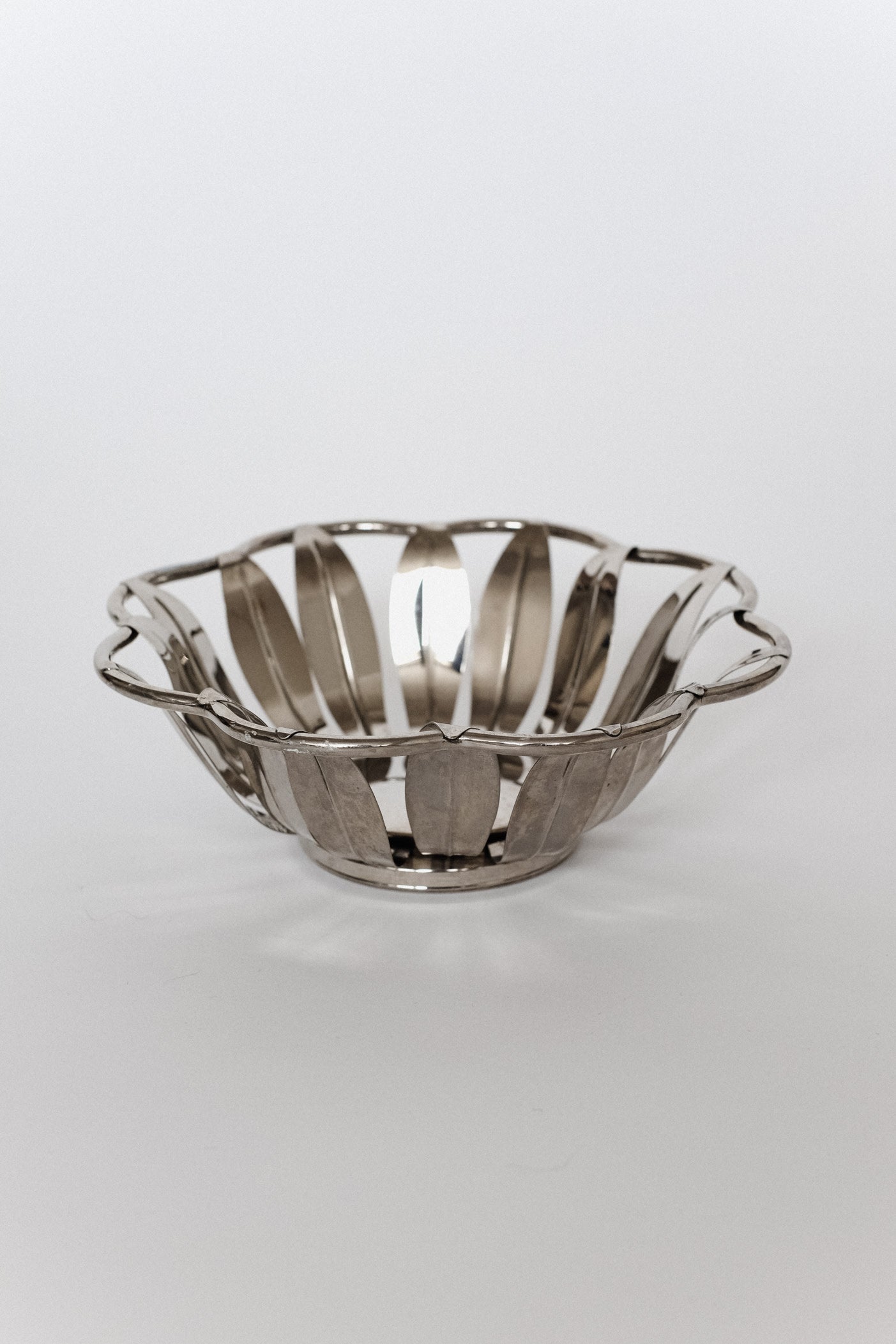 Silver-Plated Bread Basket — top view highlighting open design and shiny finish