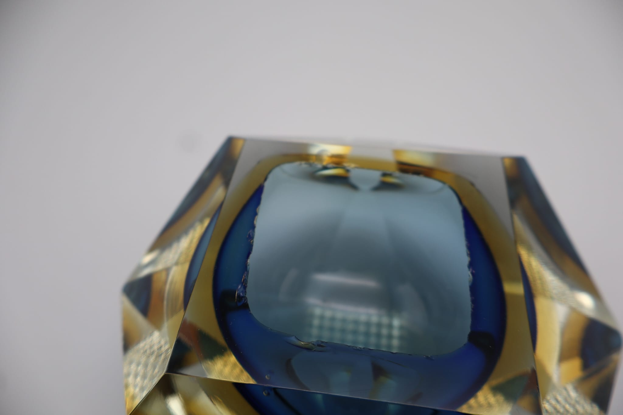 Diamond Murano Glass ashtray by Flavio Poli for Seguso 60's — angled view highlighting blue glass detail