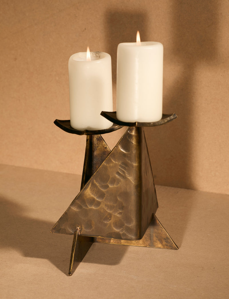 Vintage Candle Holder in Bronze - Artisanal Collection — detail view