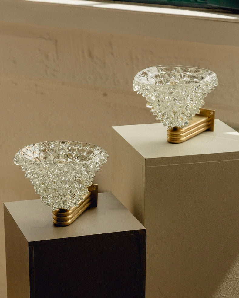 Two Barovier Toso Rostrato Murano wall lights on display pedestals
