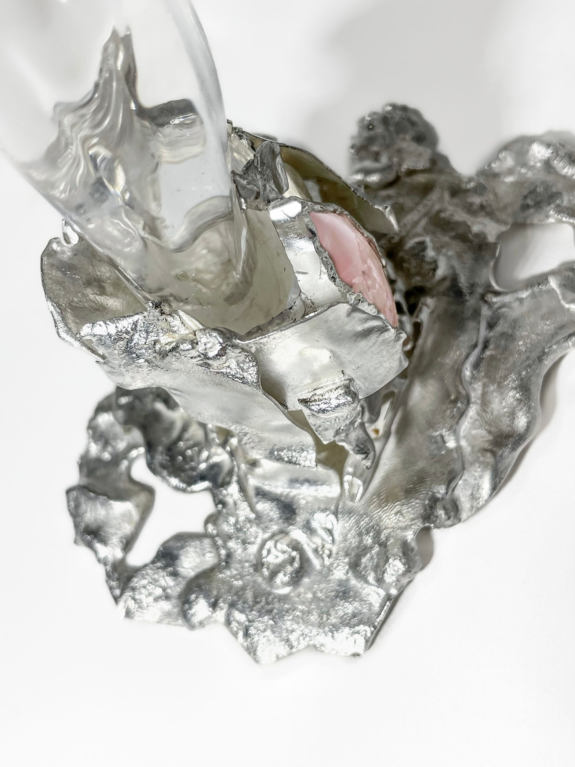 Jewelled Goblet no. 3 x Lindsey Fontijn — top view of silver goblet with pink detail