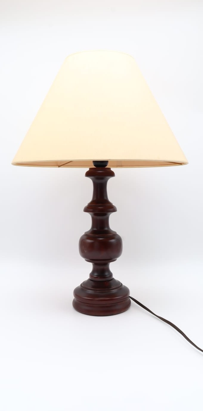 Mid-Century Turned Wood Table Lamp – France, 1960s — detail view